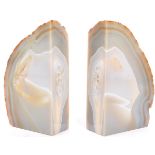 PAIR OF 20TH CENTURY BRAZILIAN AGATE BOOK ENDS