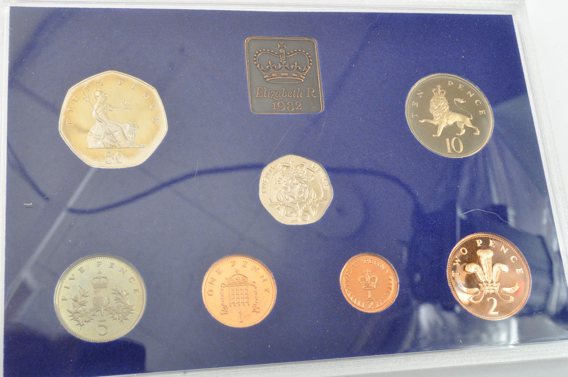 A COLLECTION OF LATE 20TH CENTURY UNCIRCULATED PROOF COINS - Bild 3 aus 6