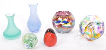 COLLECTION OF SIX HAND MADE & BLOWN STUDIO GLASS PIECES