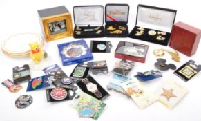 CLASSICS WALT DINSEY COLLECTION - COLLECTION OF PIN BADGES