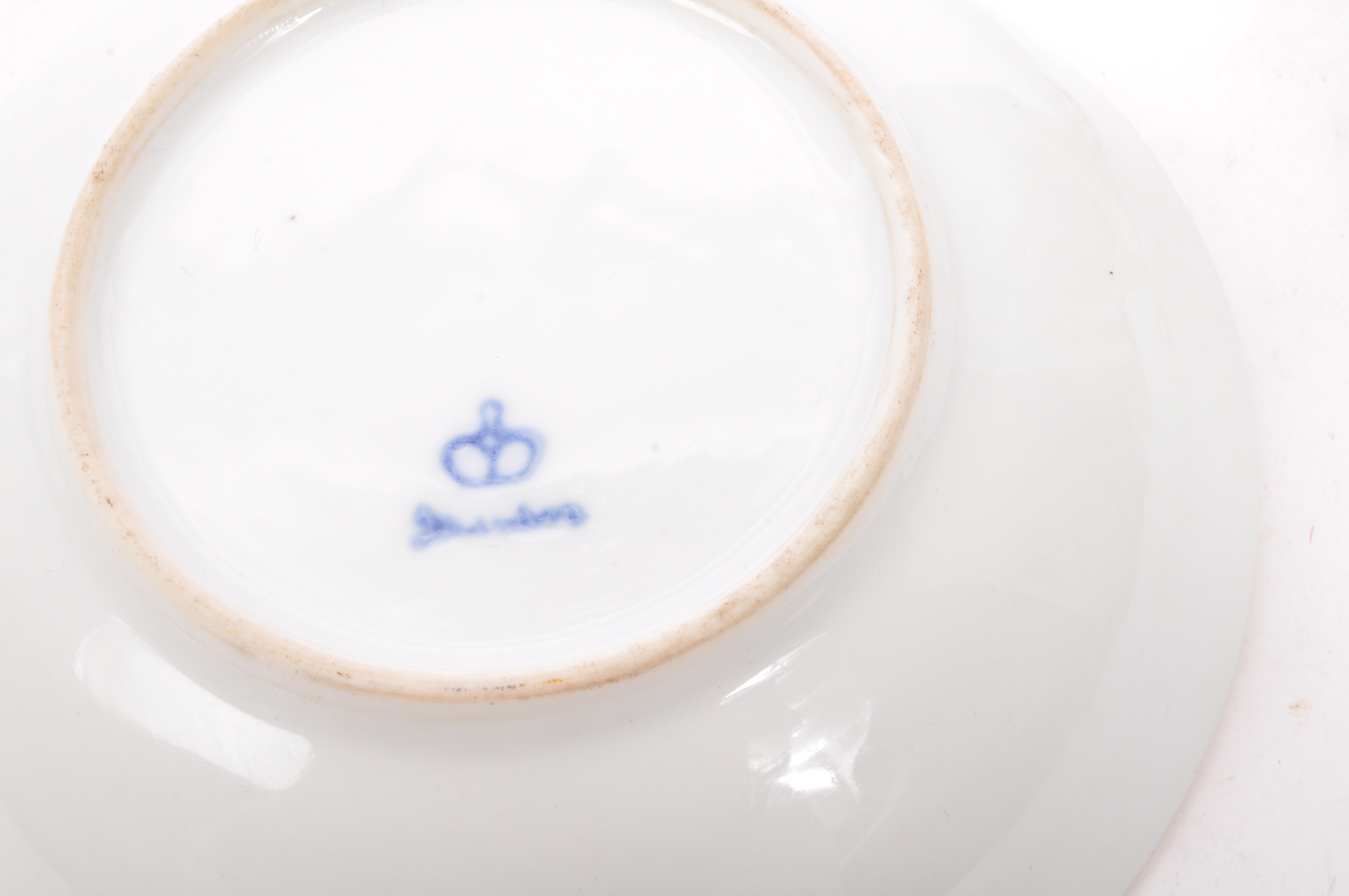 AN EARLY 19TH CENTURY DRESDEN CHOCOLATE CUP & SAUCER - Bild 6 aus 6