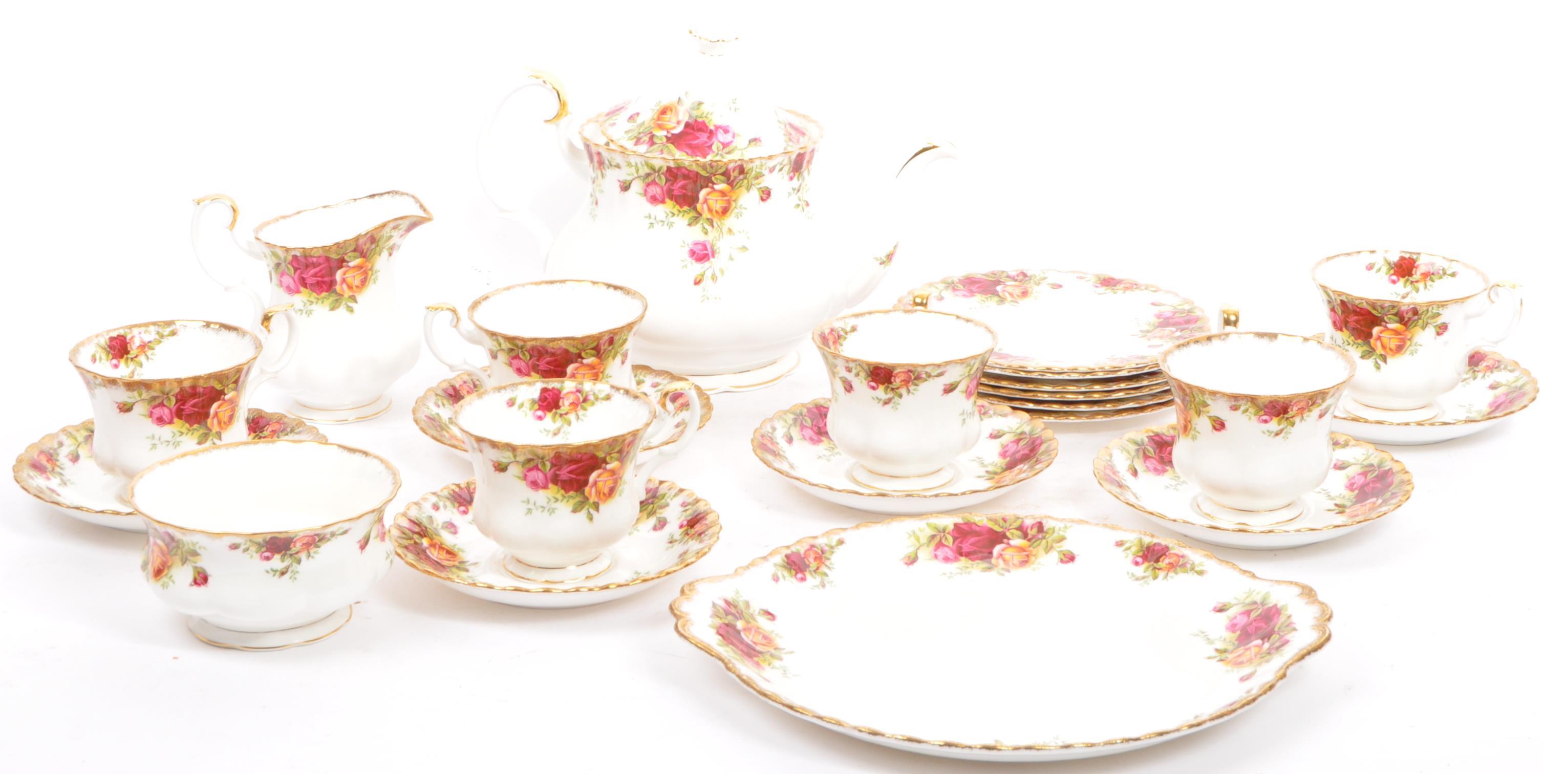 VINTAGE ROYAL ALBERT OLD COUNTRY ROSES 6 PIECE TEA SET