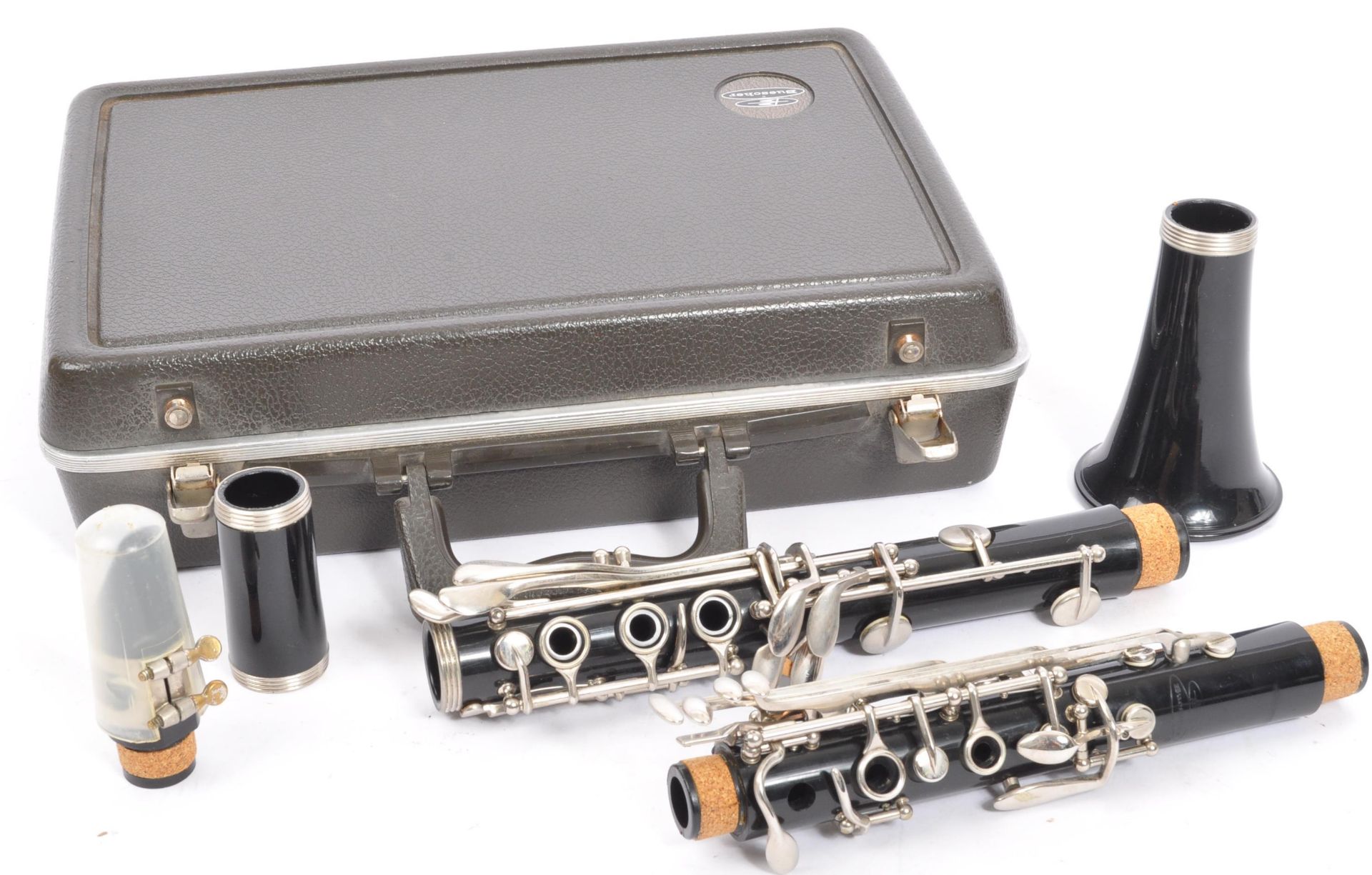 VINTAGE AMERICAN MADE BUESCHER 'ARISTOCRAT' CLARINET