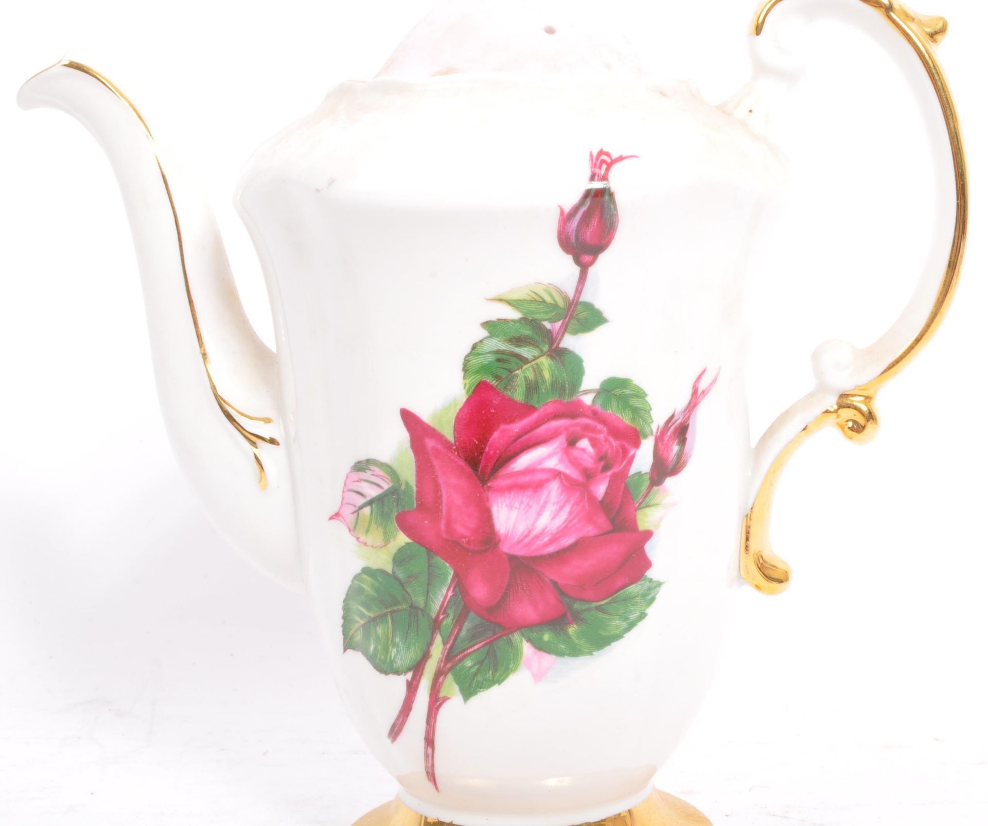 VINTAGE PARAGON SIX FAMOUS ROSES PART TEA SERVICE - Image 3 of 5