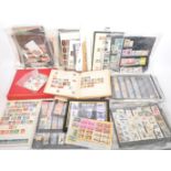 LARGE COLLECTION OF UK & FOREIGN WORLD POASTAGE STAMPS