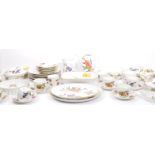 A LATE 20TH CENTURY ROYAL WORCESTER EVESHAM DINNER SERVICE