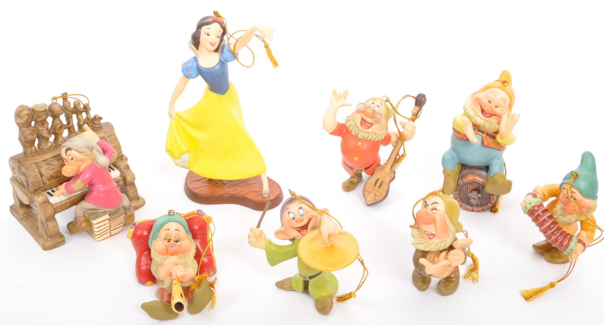 CLASSICS WALT DISNEY COLLECTIONS - TEN PORCELAIN FIGURES - Image 2 of 8