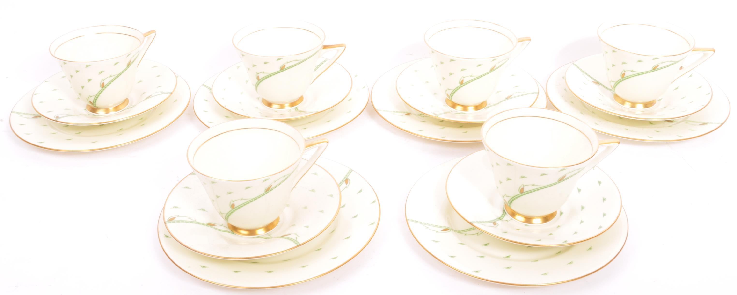 1930'S ART DECO 'YVONNE' 21 PIECE TEA SET BY ROYAL DOULTON - Bild 2 aus 5