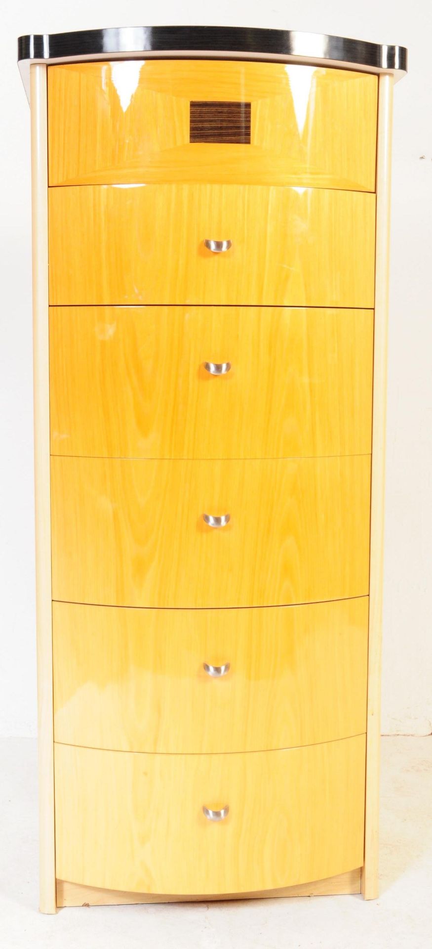 CONTEMPORARY BOW FRONT VENEERED PEDESTAL CHEST OF DRAWERS - Image 3 of 6