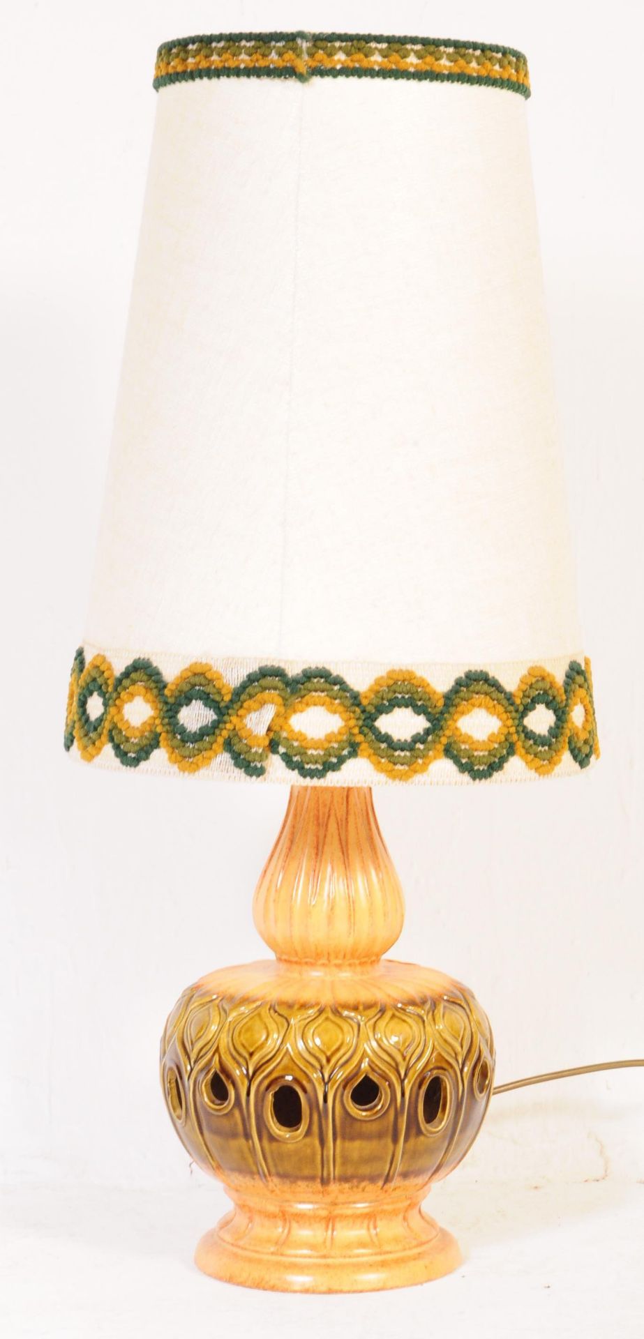 RETRO MID CENTURY WEST GERMAN POTTERY LAMP & VASE - Image 2 of 9