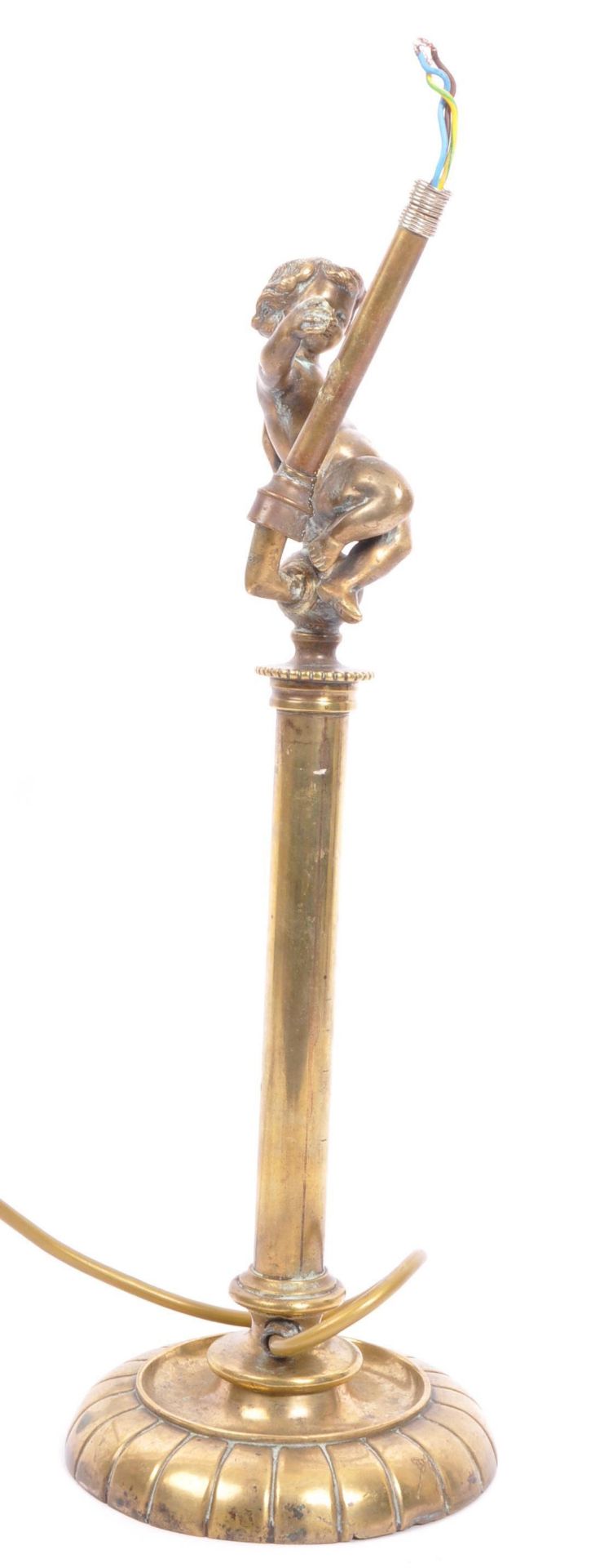 EARLY 20TH CENTURY BRASS CHERUB COLUMNLAMP - Image 4 of 5