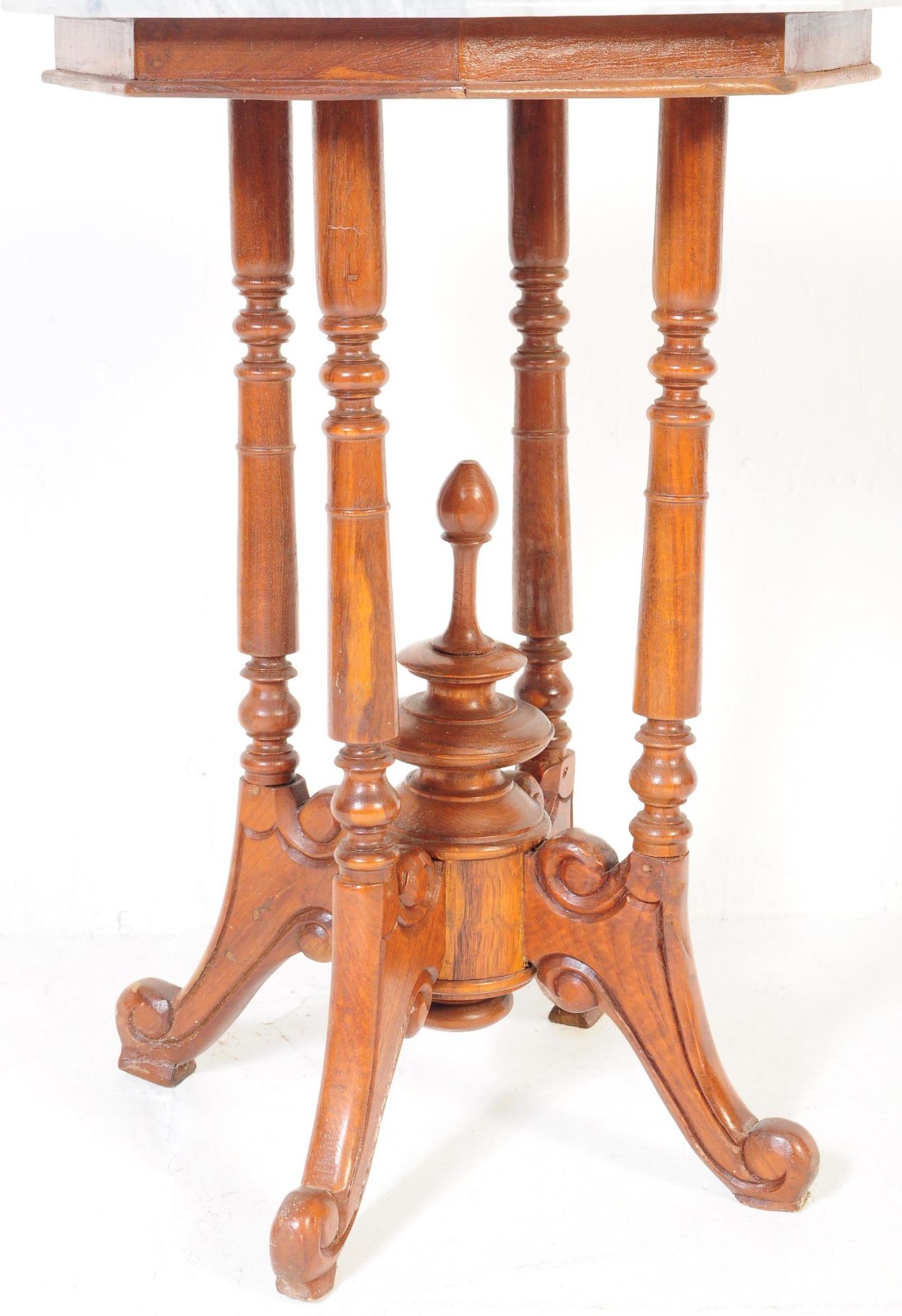 VICTORIAN STYLE MAHOGANY & WHITE VEINED MARBLE TABLE - Image 4 of 4