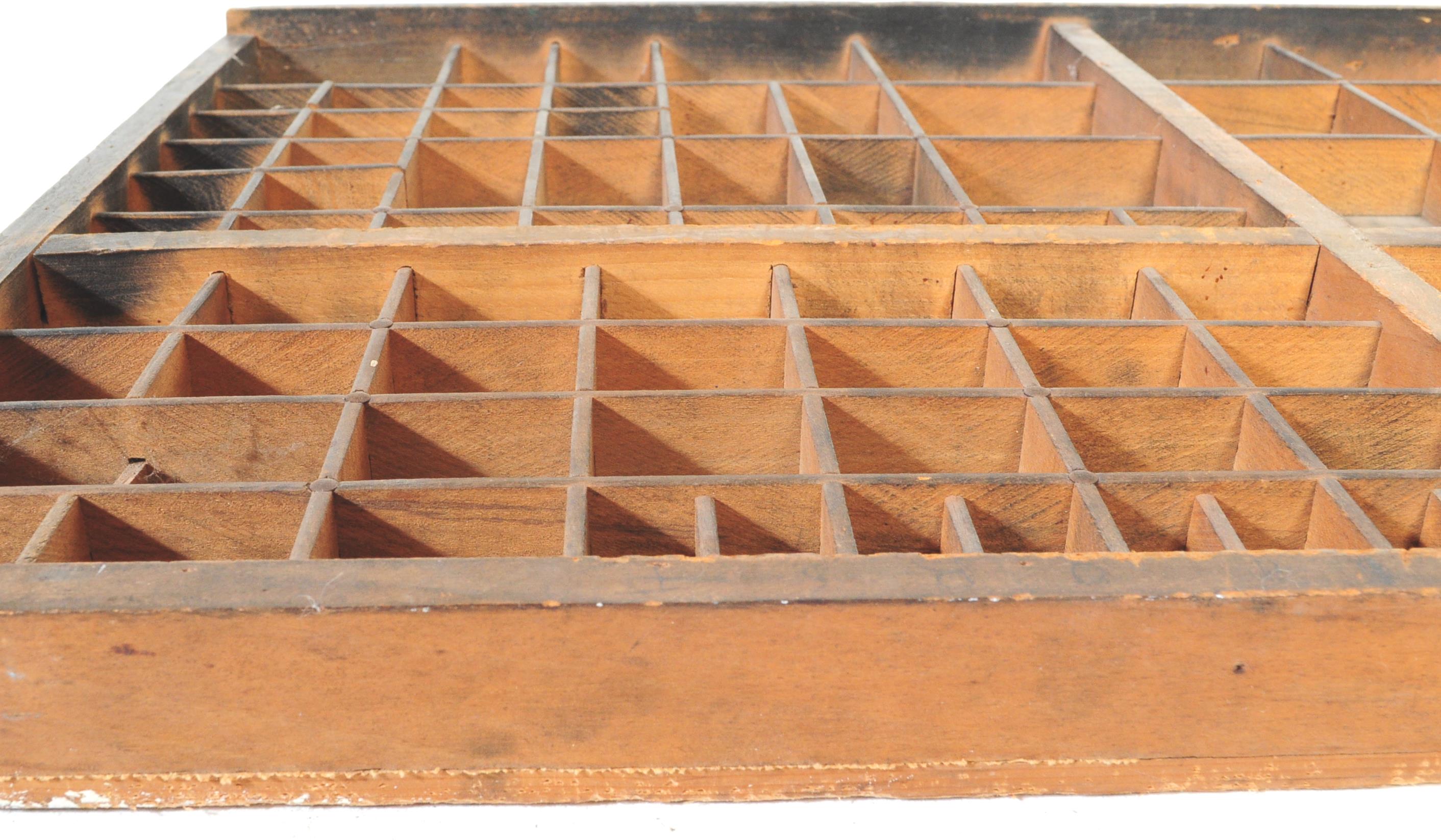 TWO EARLY 20TH CENTURY WOODEN PRINTER TRAYS - Image 4 of 5