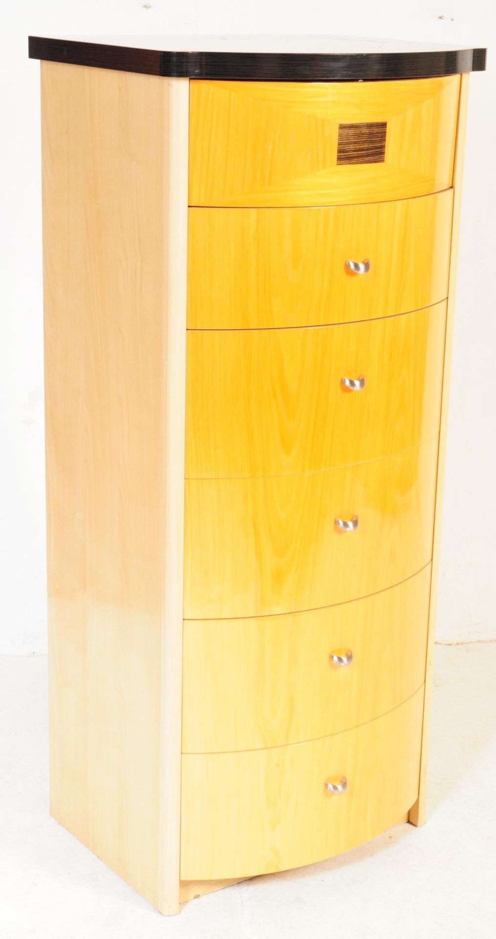 CONTEMPORARY BOW FRONT VENEERED PEDESTAL CHEST OF DRAWERS - Image 2 of 6