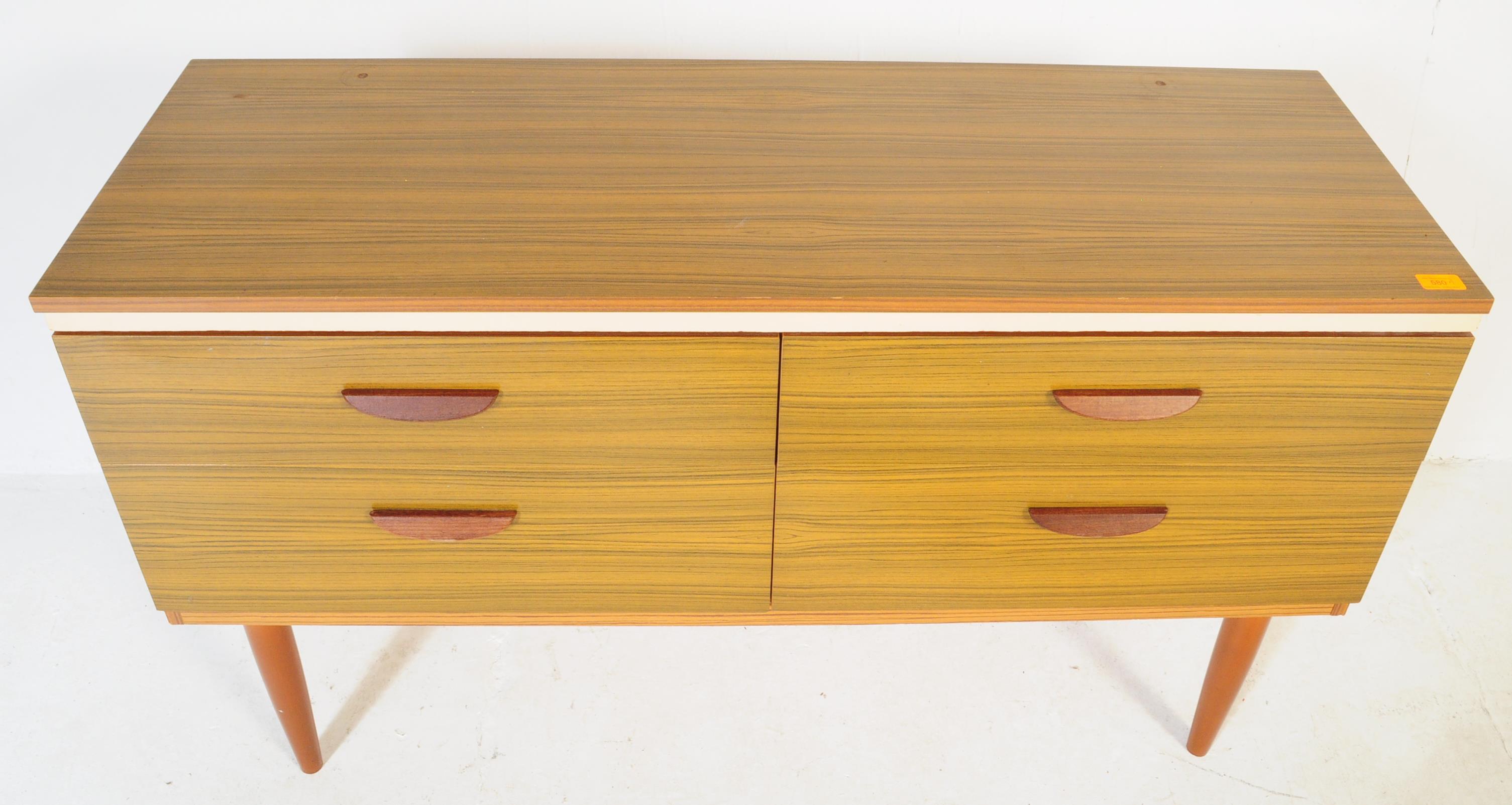 RETRO MID CENTURY 1960S FORMICA SIDEBOARD - Image 5 of 5