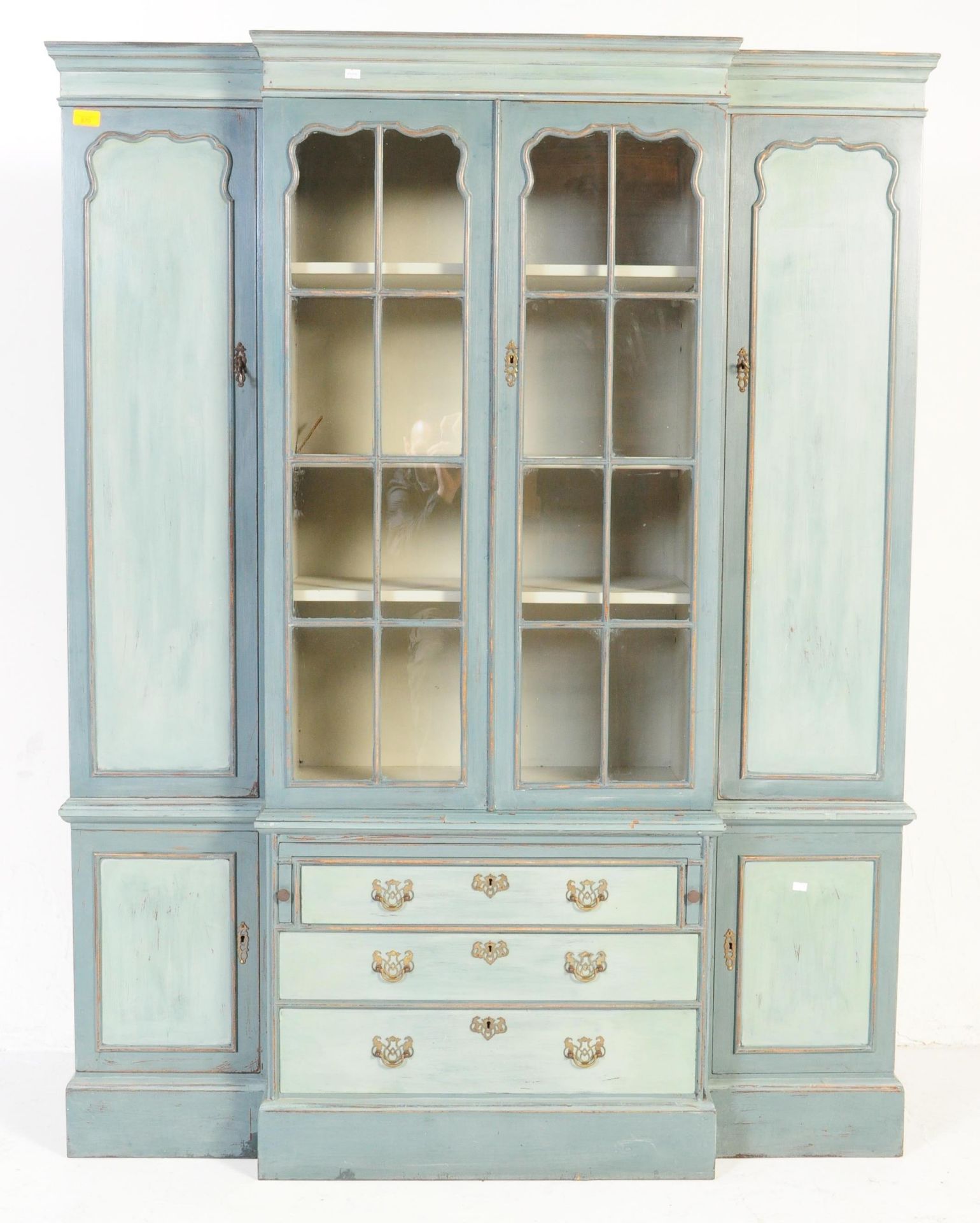 20TH CENTURY PAINTED BREAKFRONT BOOKCASE CABINET
