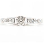 18CT WHITE GOLD & DIAMOND SOLITAIRE RING