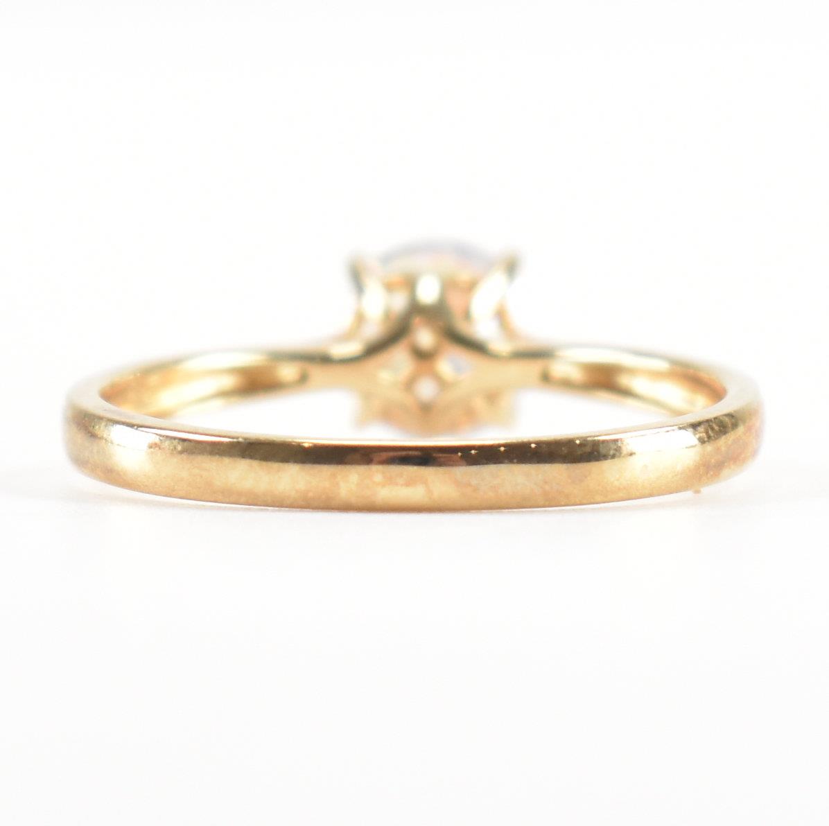 HALLMARKED 9CT GOLD & CUBIC ZIRCONIA SOLITAIRE RING - Image 3 of 9