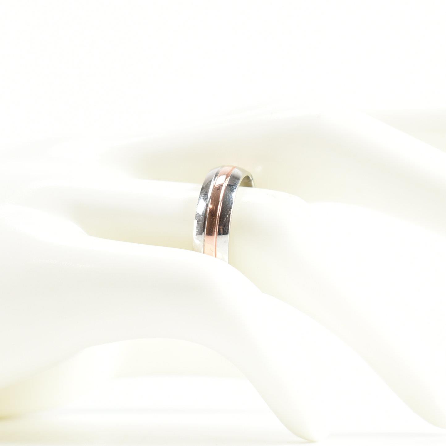 HALLMARKED 9CT WHITE GOLD & PLATINUM BAND RING - Image 9 of 9