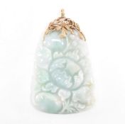 14CT GOLD MOUNTED CARVED JADE PENDANT