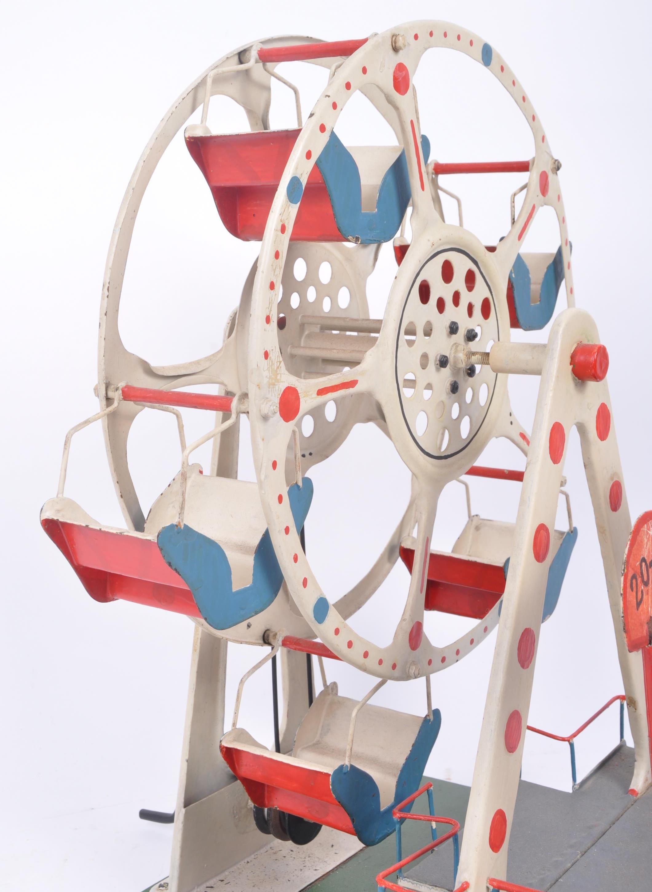 MID CENTURY TINPLATE HAND PAINTED MODEL FERRIS WHEEL - Image 5 of 6