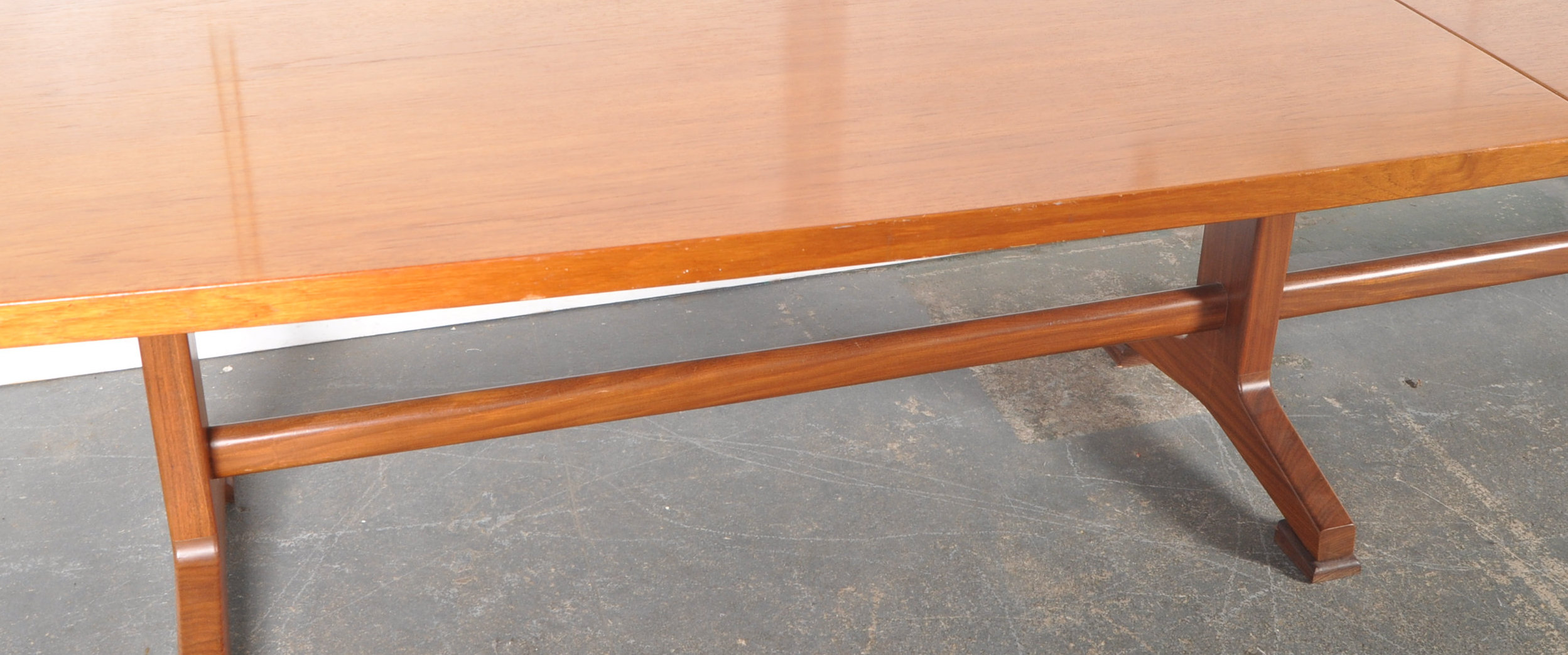 GORDON RUSSELL - LARGE MID CENTURY TEAK TABLE - Image 2 of 8