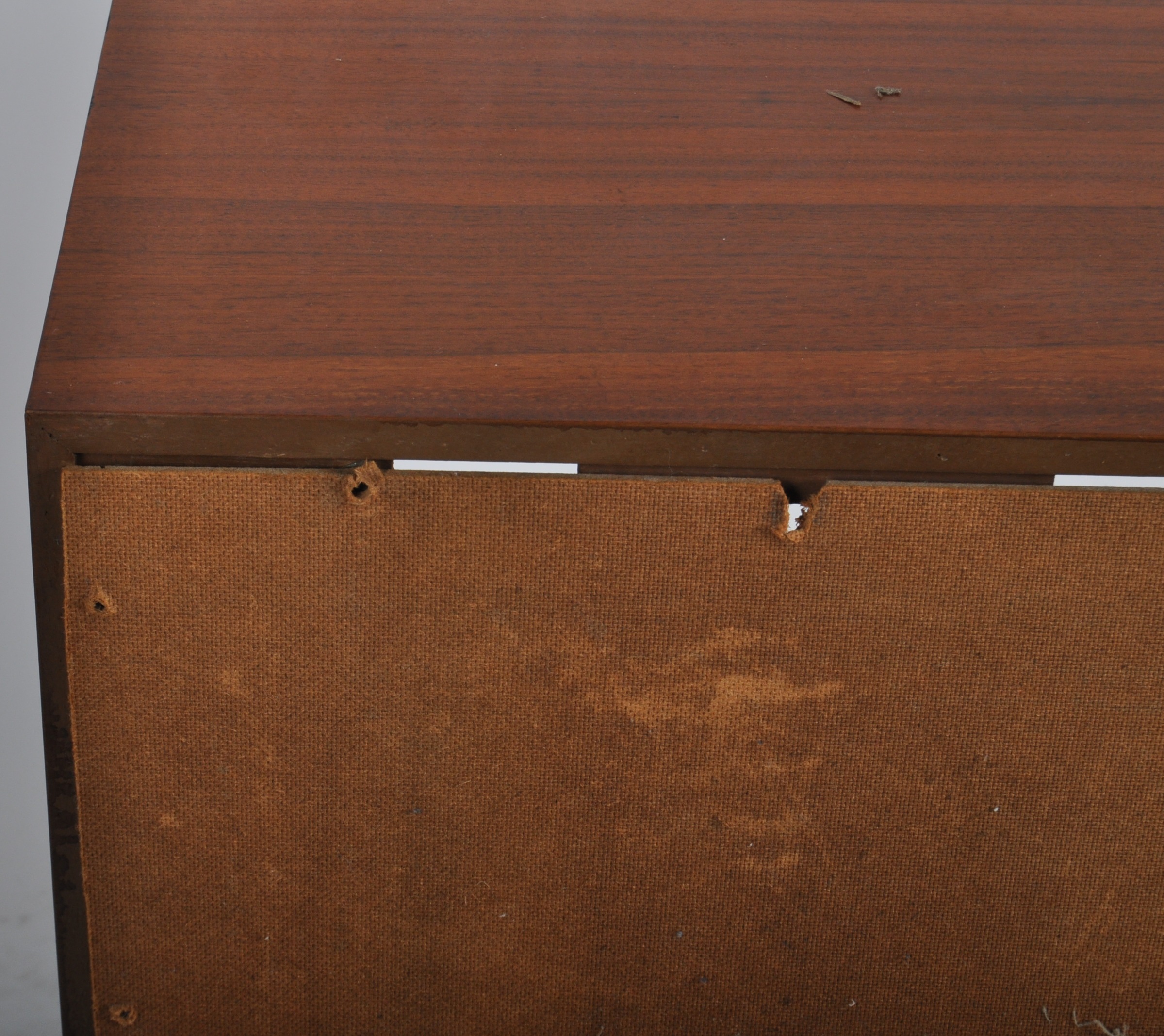 RETRO MID CENTURY AFROMOSIA TEAK TV CABINET - Image 9 of 11