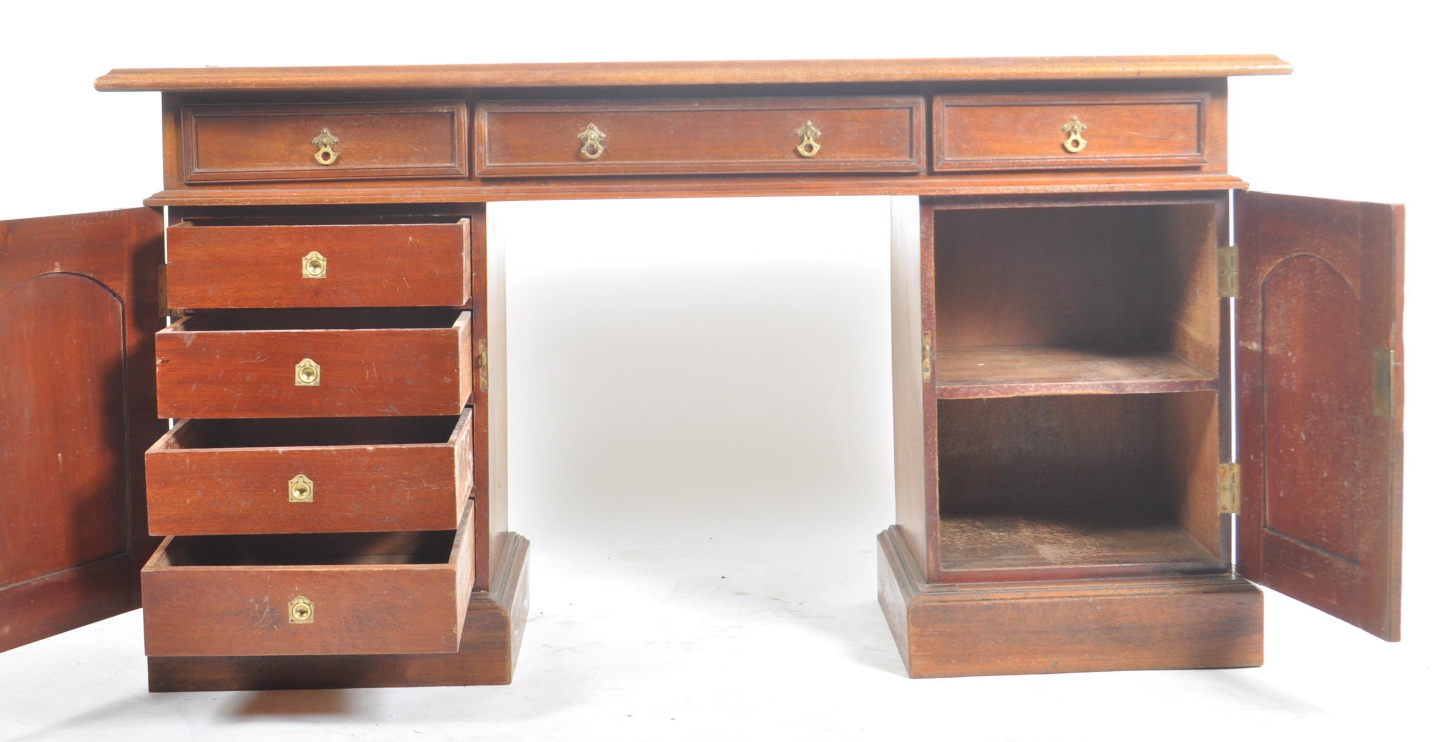 19TH CENTURY VICTORIAN TWIN PEDESTAL CAMPAIGN DESK - Image 5 of 9