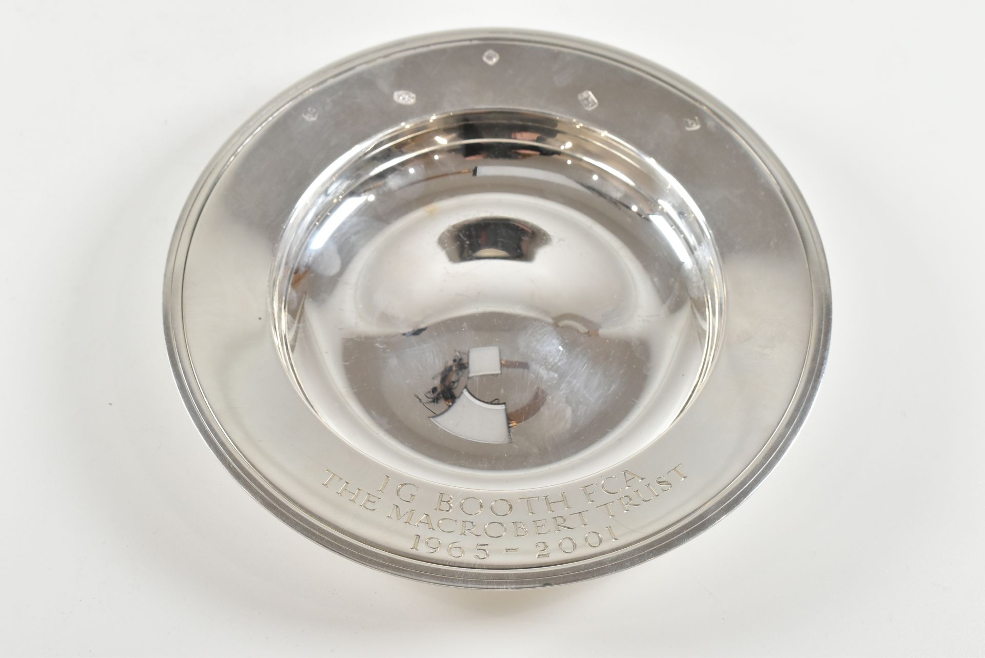 CARRS SHEFFIELD HALLMARKED SILVER COMMEMORATIVE DISH - Image 3 of 9
