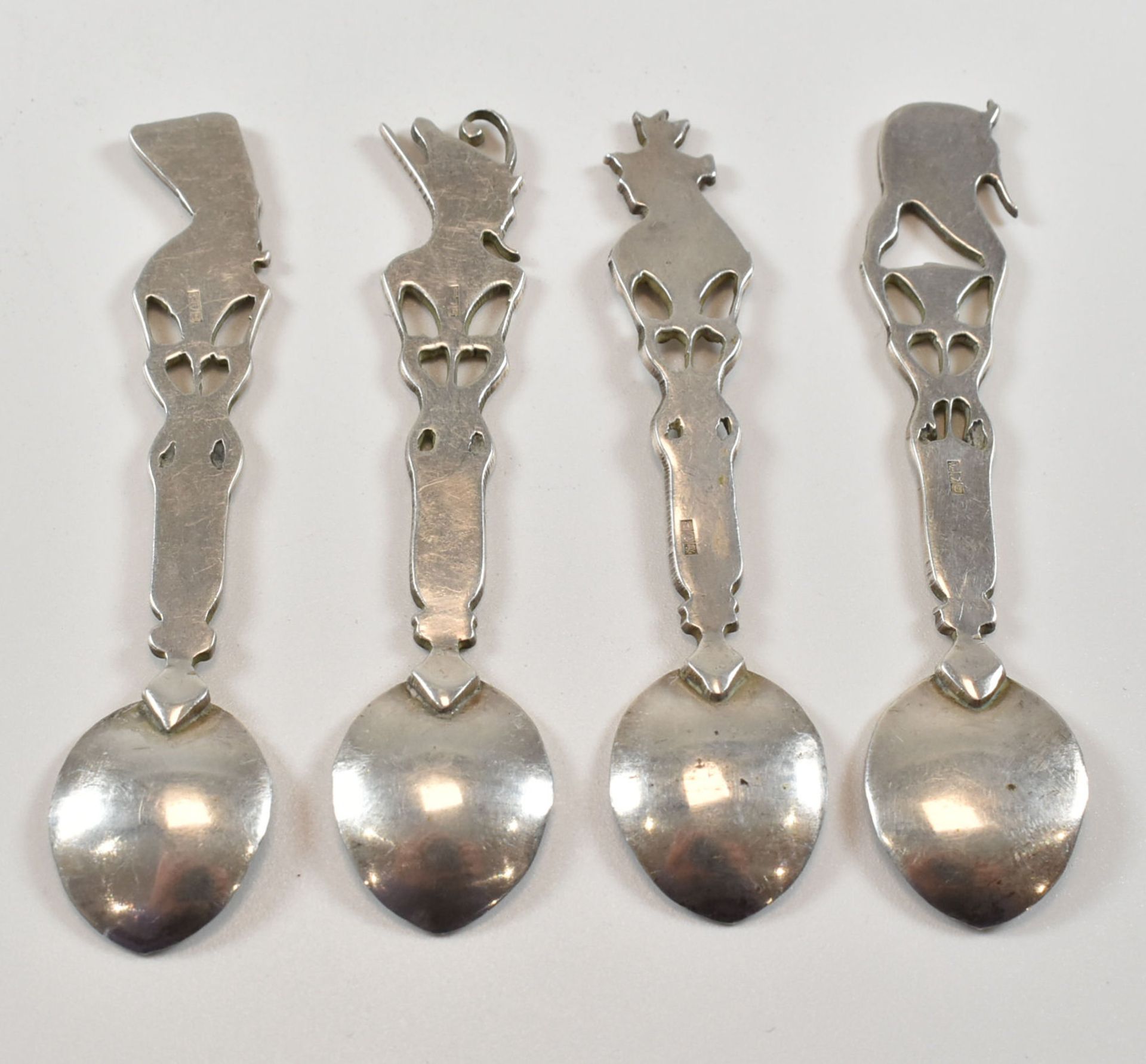 COLLECTION OF 20TH CENTURY MIDDLE EASTERN SILVER - Image 4 of 10