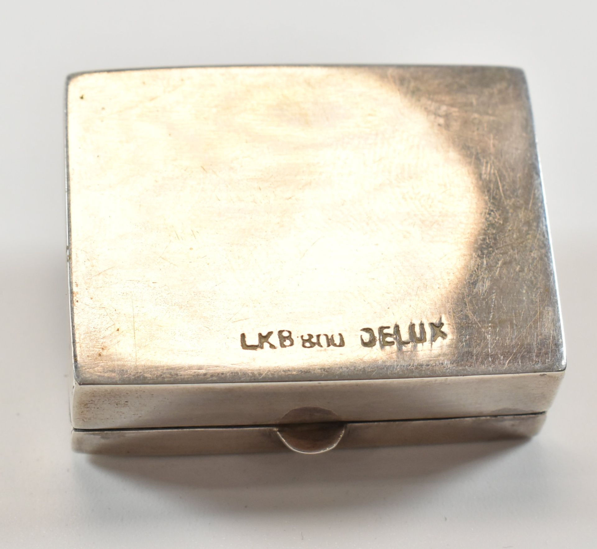 COLLECTION OF SILVER & WHITE METAL BOXES - Image 8 of 11