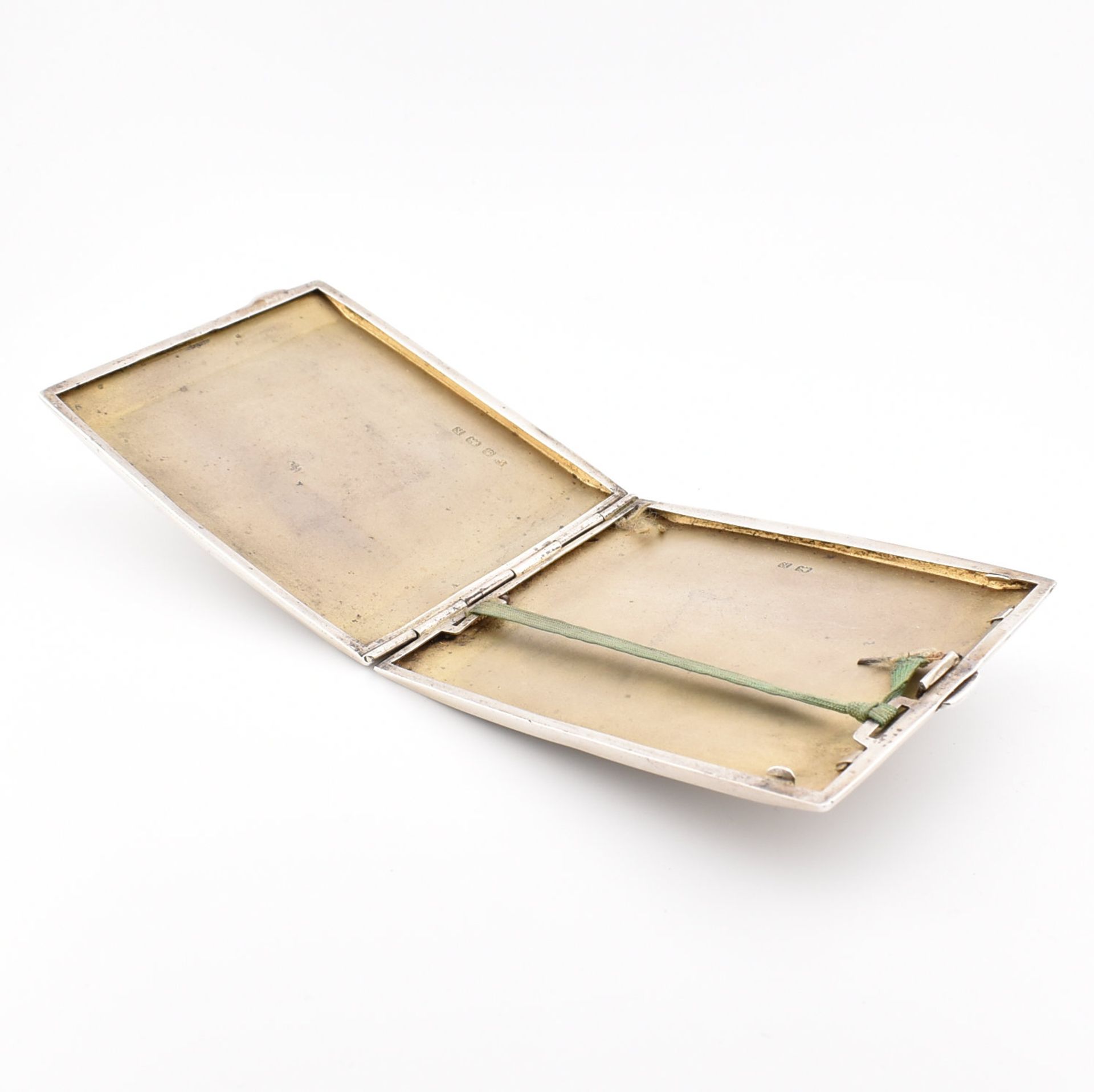 1930S HALLMARKED SILVER CIGARETTE CASE - Image 7 of 8