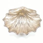 LARGE SILVER HALLMARKED ART DECO CLAM SHELL DISH