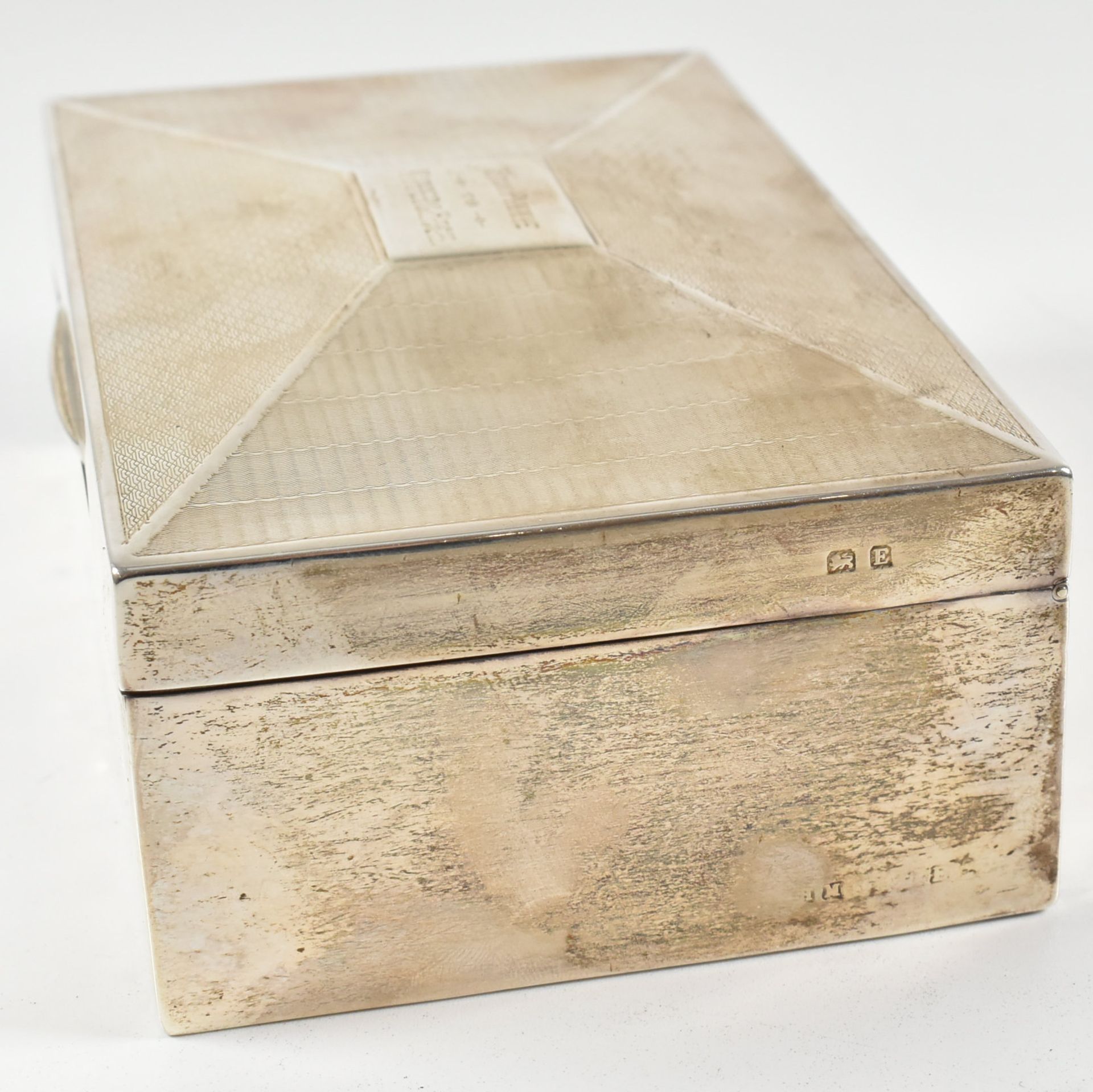 TWO HALLMARKED SILVER ART DECO CIGARETTE BOXES - Image 6 of 12