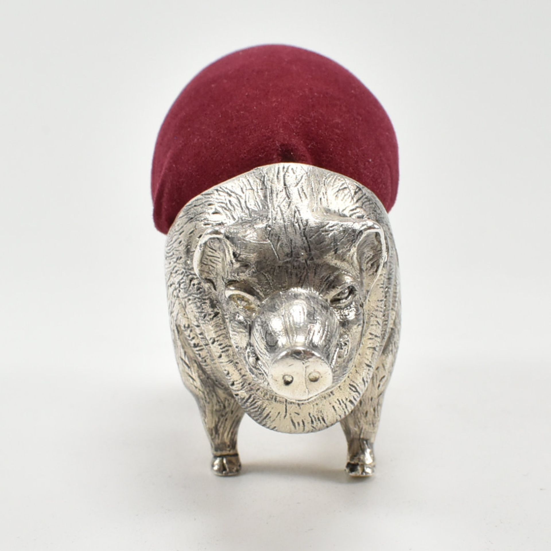 CONTEMPORARY 800 SILVER PIG PIN CUSHION - Image 5 of 7