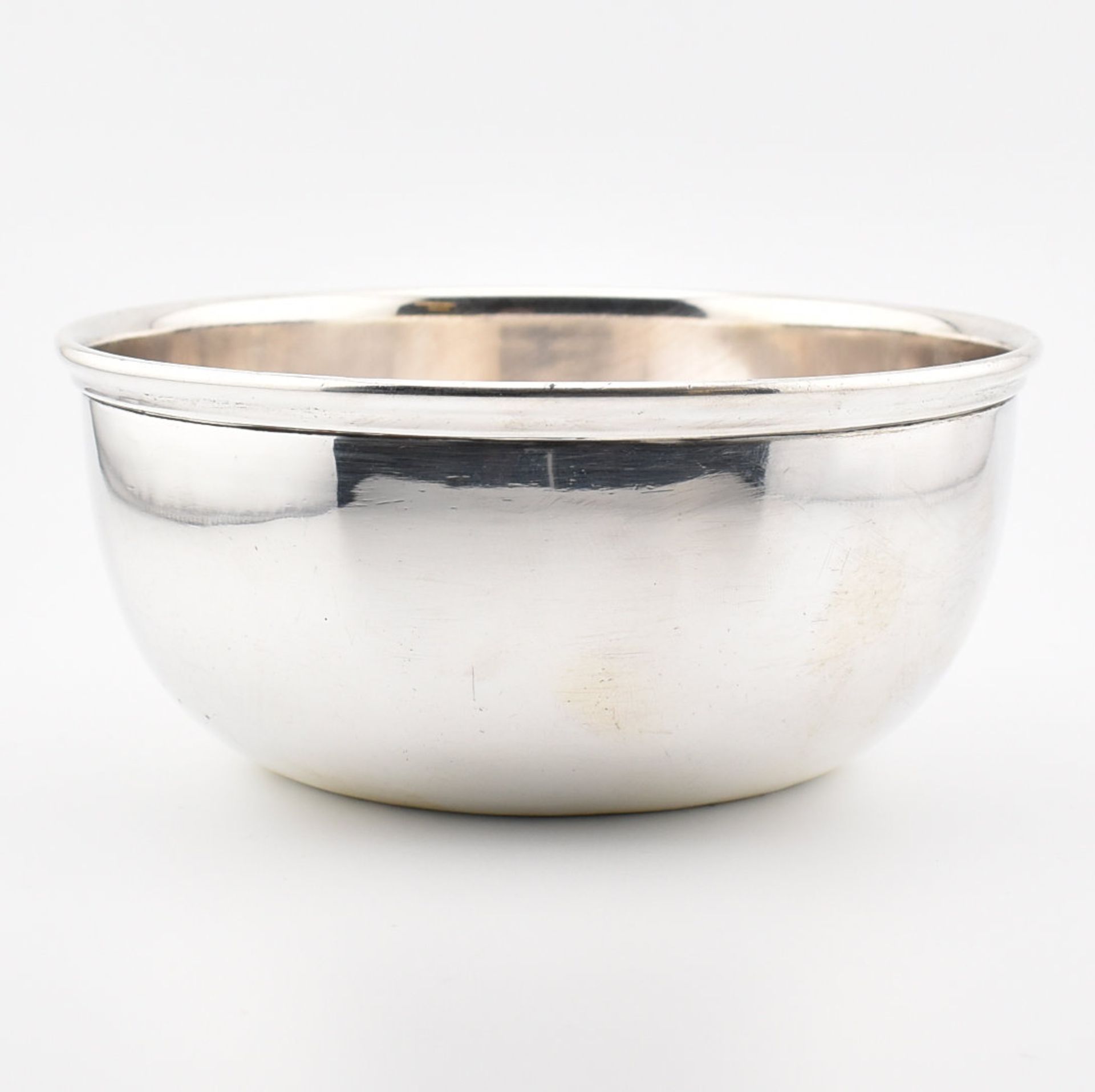 GEORGE V HALLMARKED EARLY 20TH CENTURY SILVER BOWL - Image 3 of 8