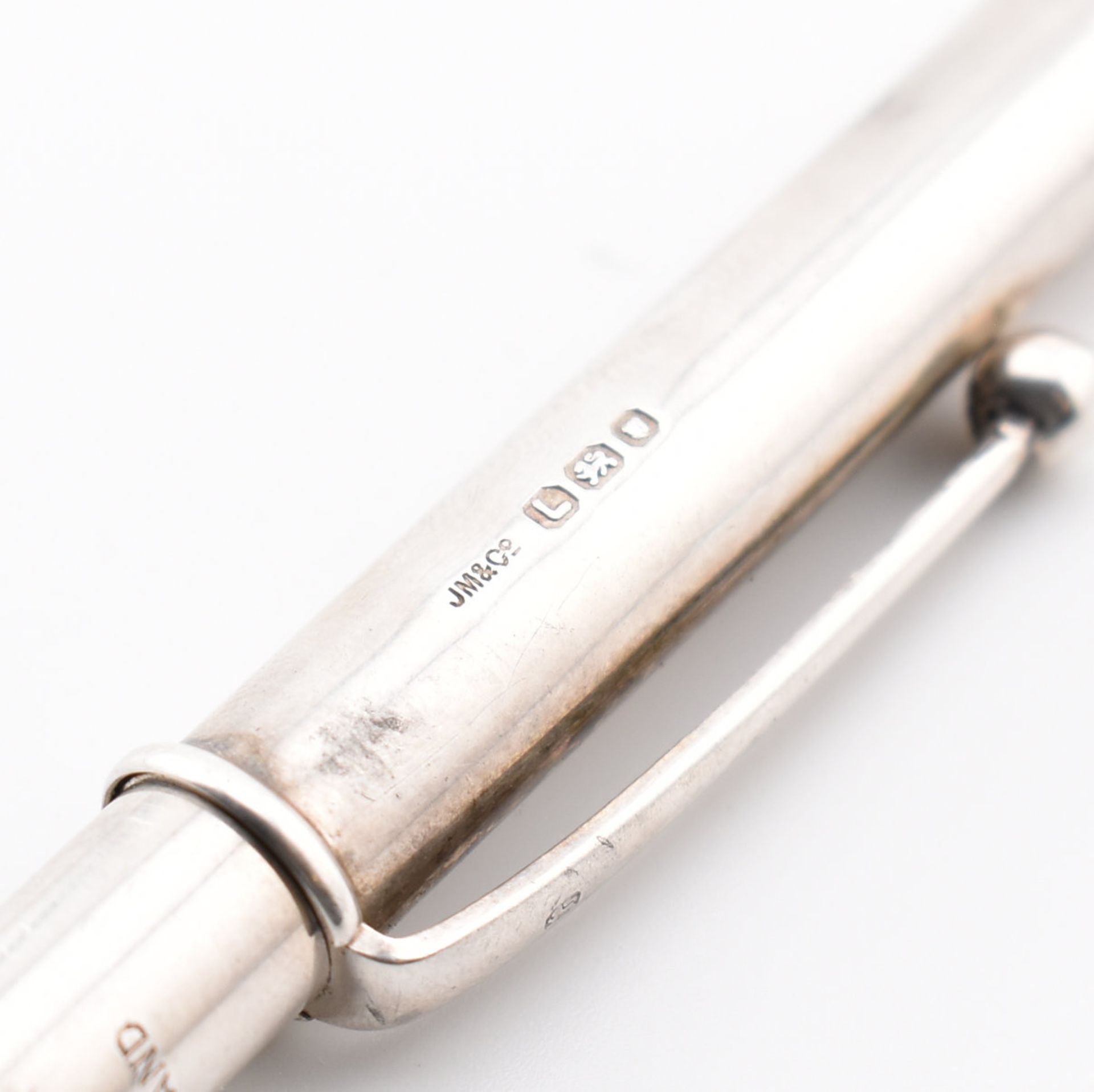 HALLMARKED SILVER MECHANICAL PENCIL & WHITE METAL MECHANICAL PENCIL - Image 4 of 7