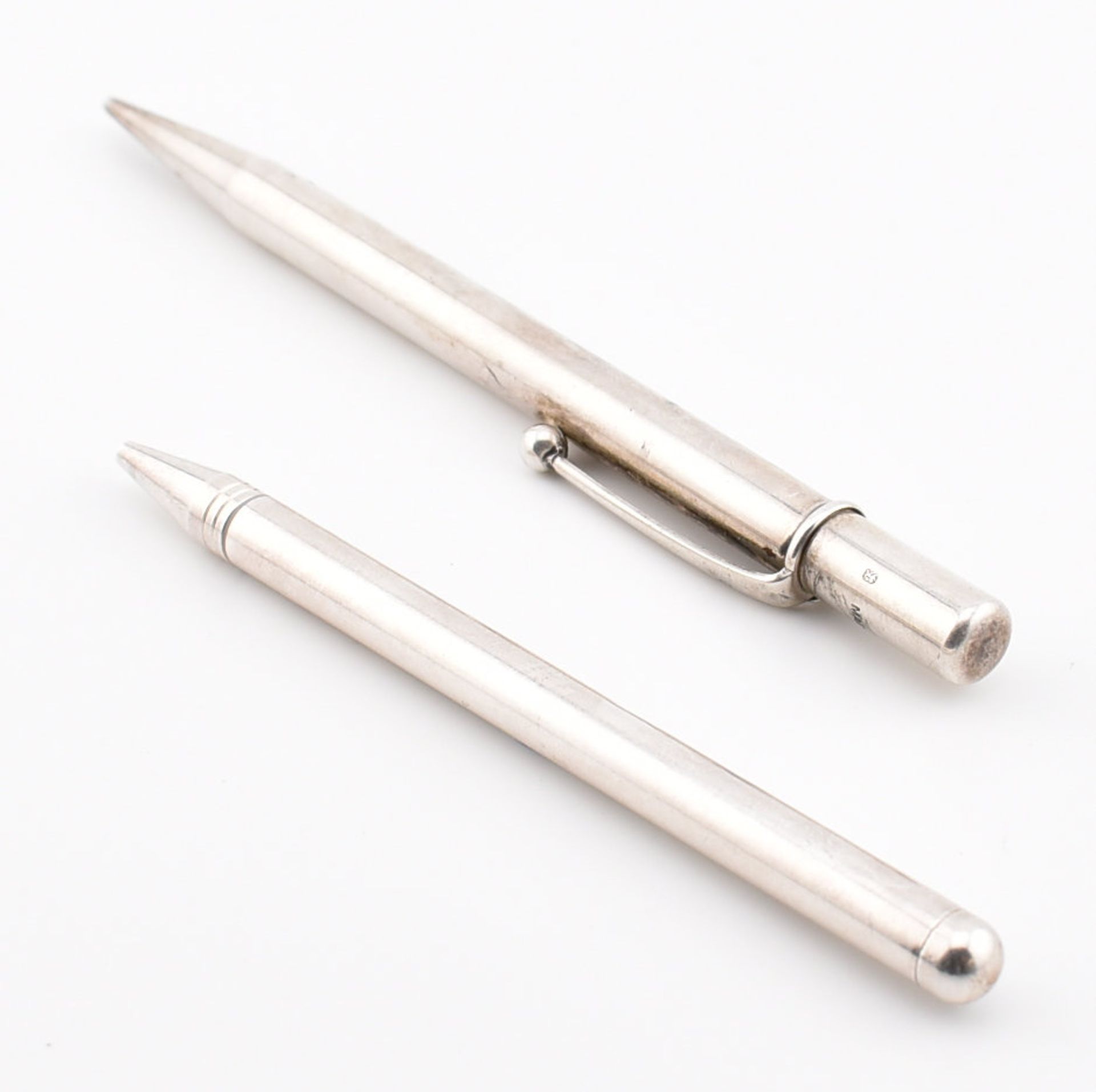 HALLMARKED SILVER MECHANICAL PENCIL & WHITE METAL MECHANICAL PENCIL - Image 3 of 7