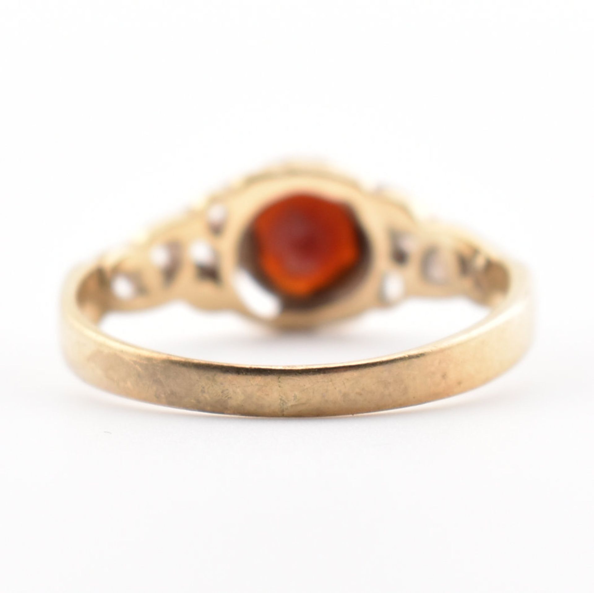 HALLMARKED 9CT GOLD & GARNET SOLITAIRE RING - Image 6 of 6