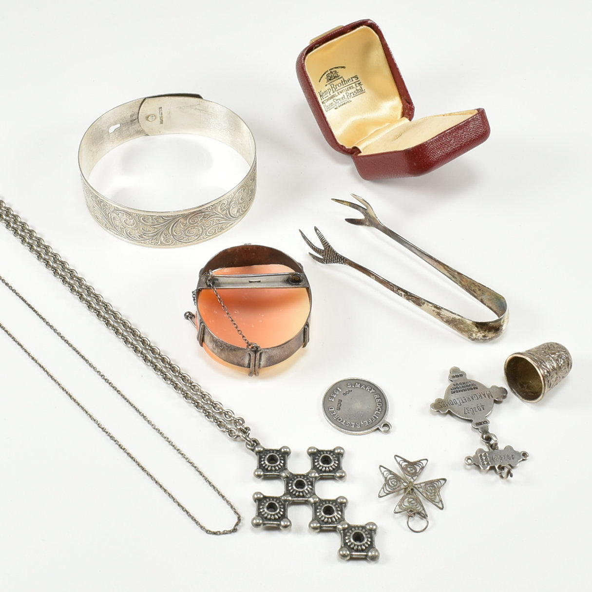 COLLECTION OF ASSORTED SILVER & WHITE METAL JEWELLERY - Image 5 of 6