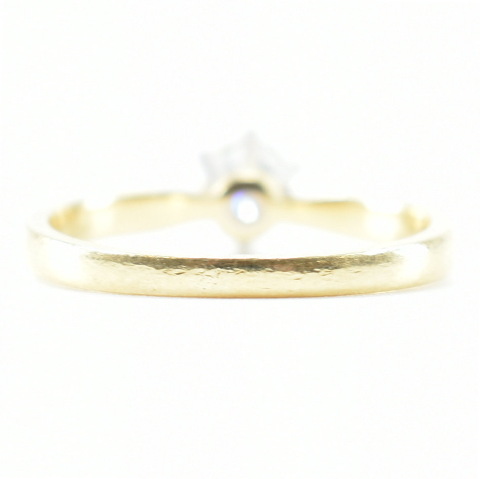 HALLMARKED 18CT GOLD & DIAMOND SOLITAIRE RING - Image 3 of 11