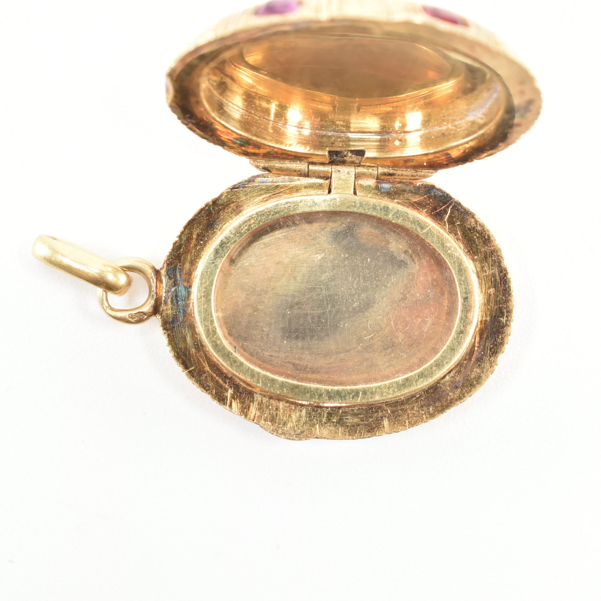 19TH CENTURY FRENCH 18CT GOLD RUBY & AGATE LOCKET PENDANT - Image 5 of 5