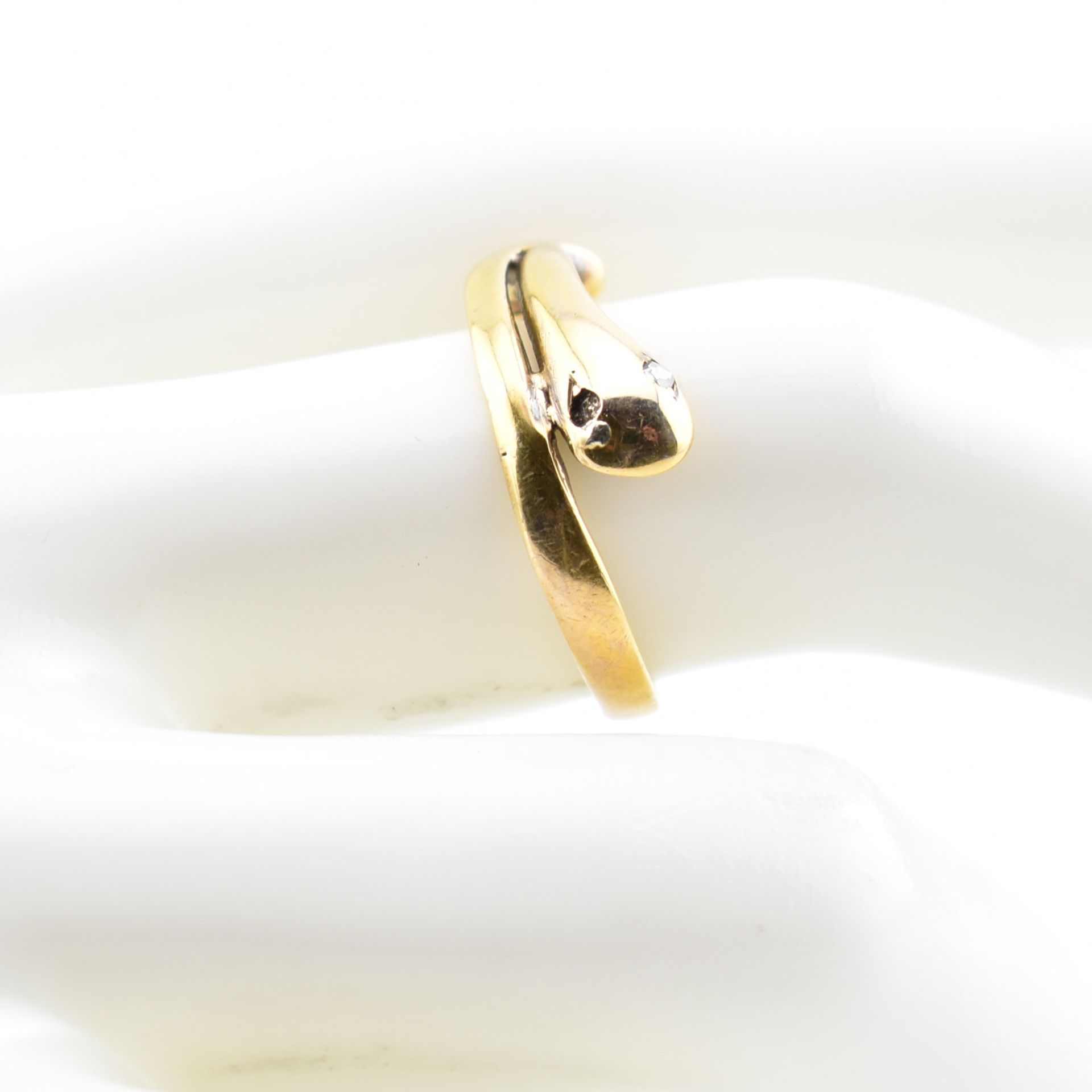 VICTORIAN GOLD & DIAMOND SNAKE RING - Image 3 of 15