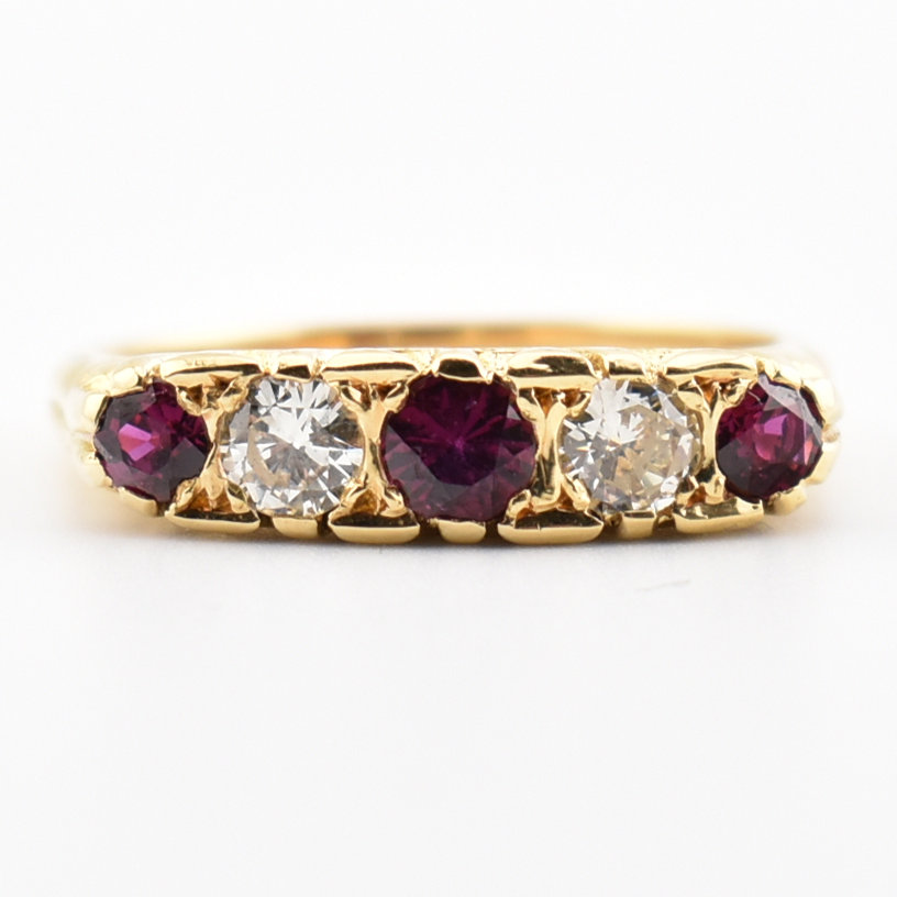 18CT GOLD RUBY & DIAMOND FIVE STONE RING - Image 2 of 7