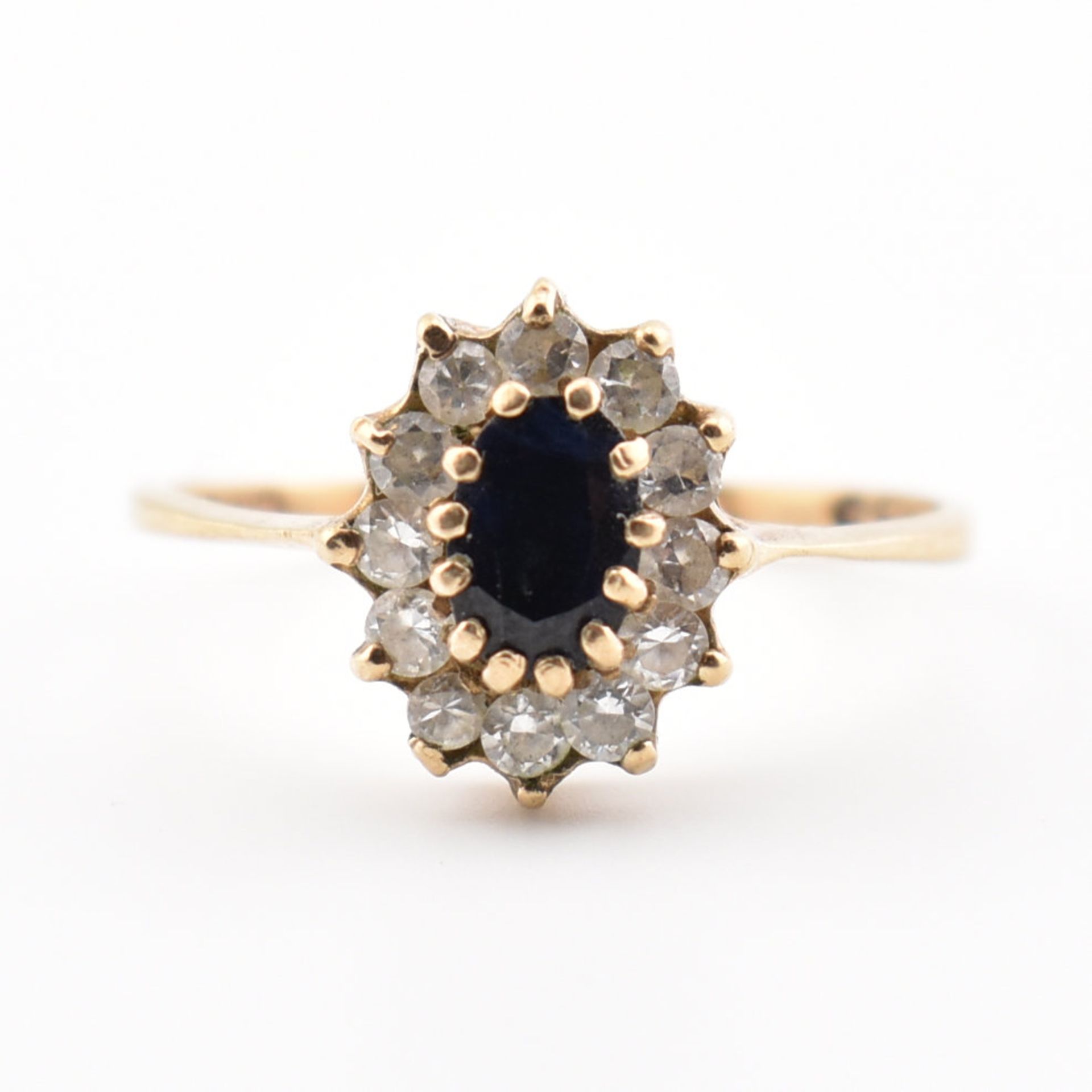 HALLMARKED 9CT GOLD SAPPHIRE & WHITE STONE HALO RING