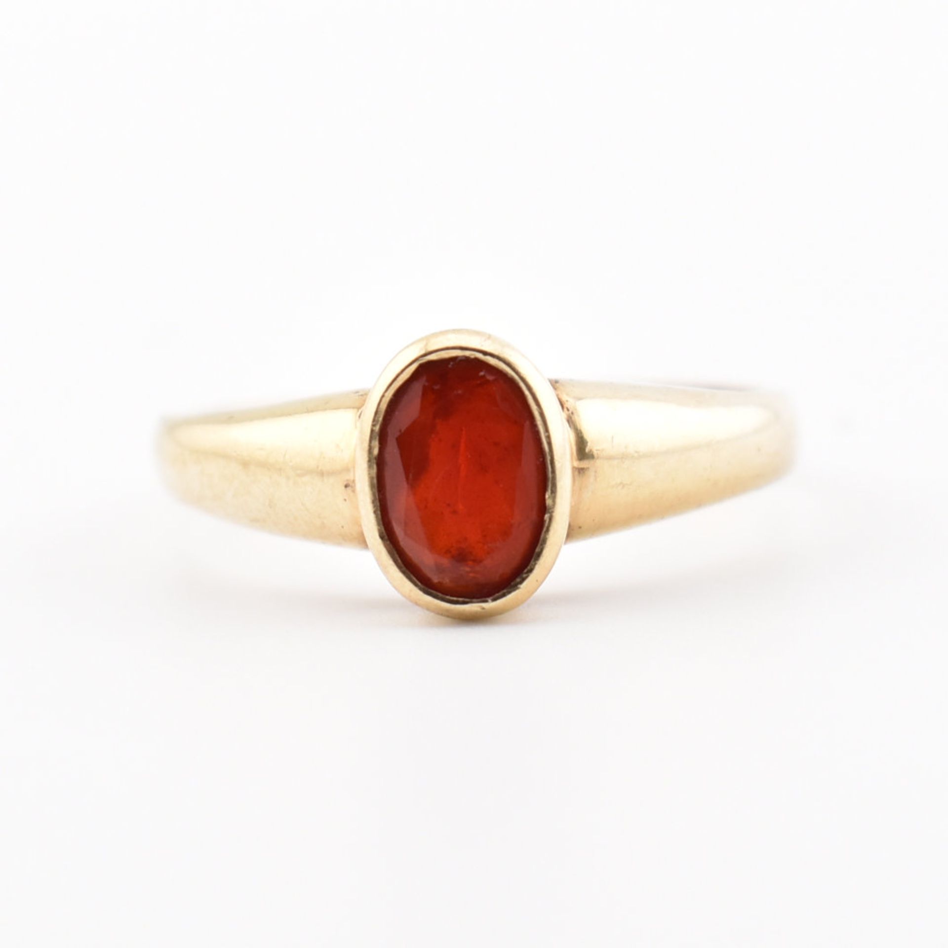 HALLMARKED 9CT GOLD & RED STONE SOLITAIRE RING