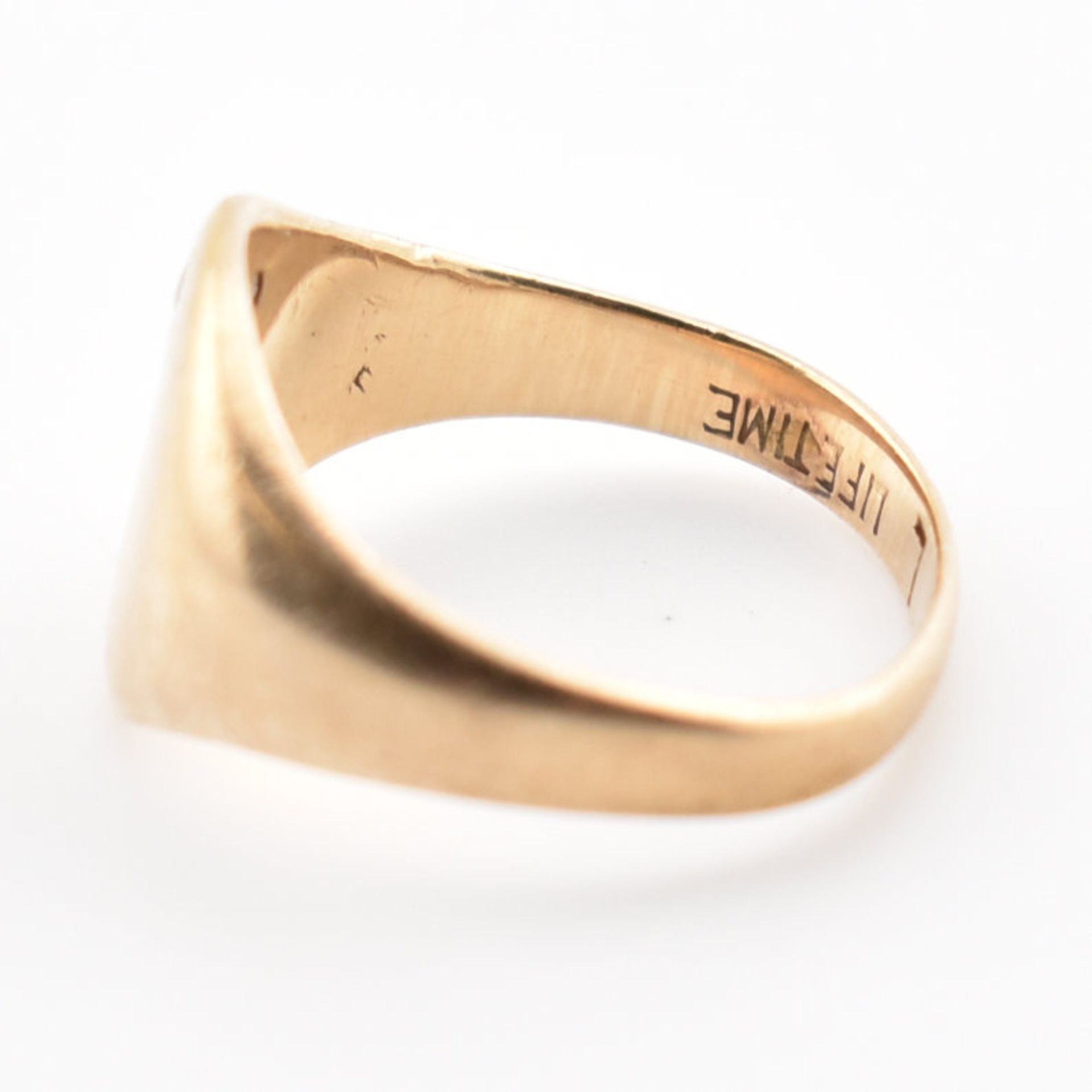 HALLMARKED 9CT GOLD & WHITE STONE SIGNET RING - Image 4 of 5