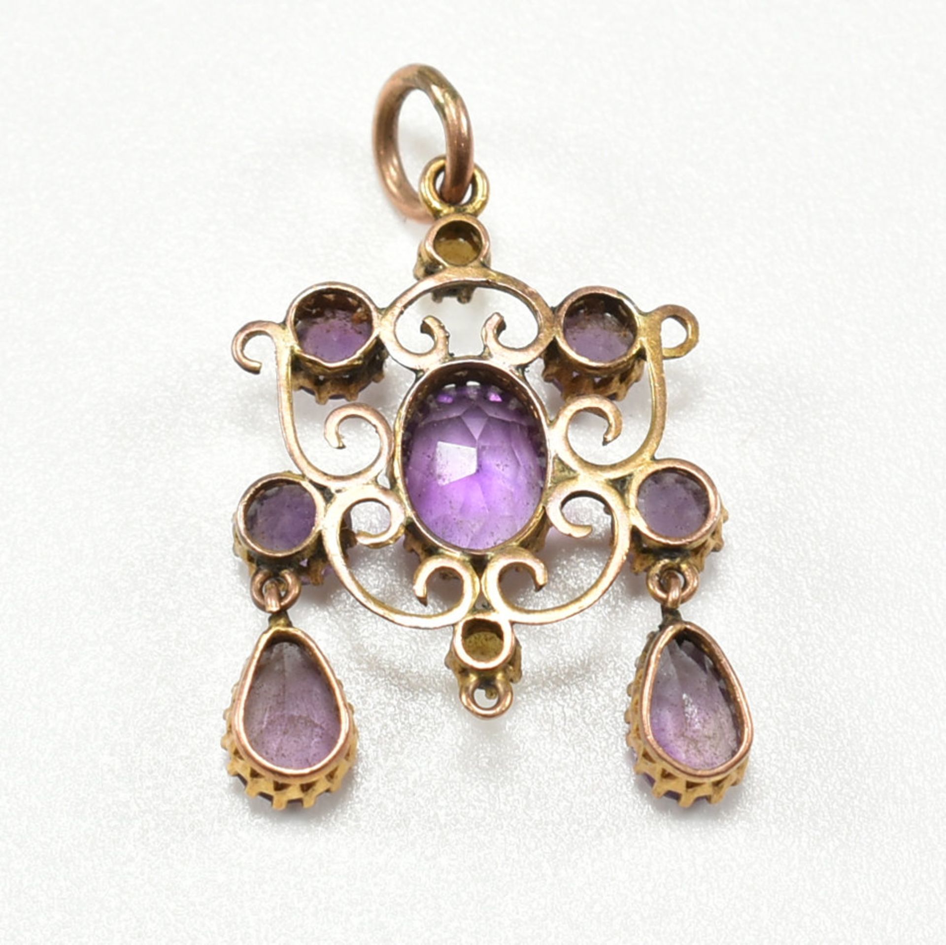 HALLMARKED 9CT GOLD NECKLACE CHAIN WITH AMETHYST & PEARL PENDANT - Image 5 of 5