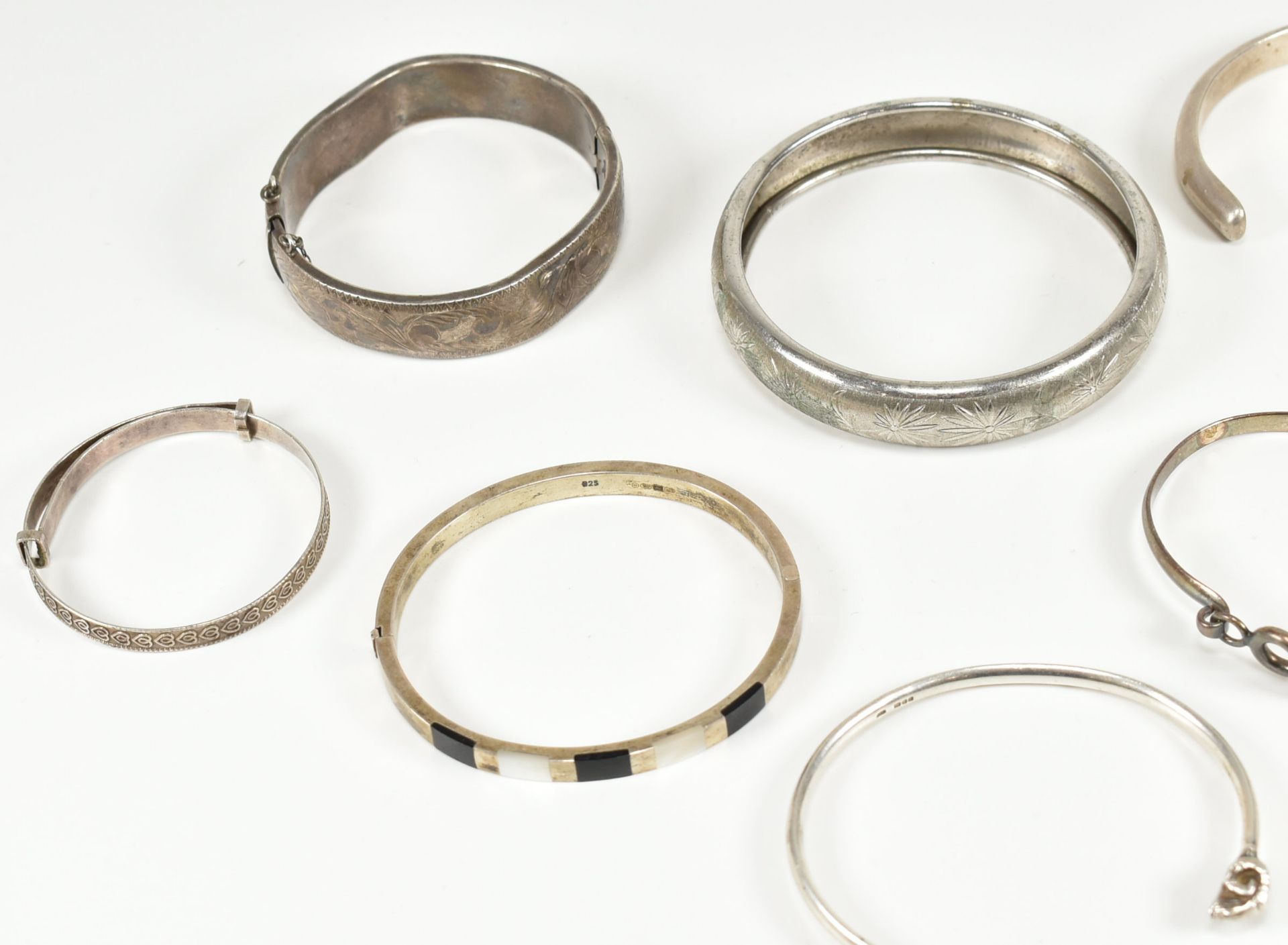 COLLECTION OF ASSORTED SILVER BANGLE BRACELETS - Image 2 of 4