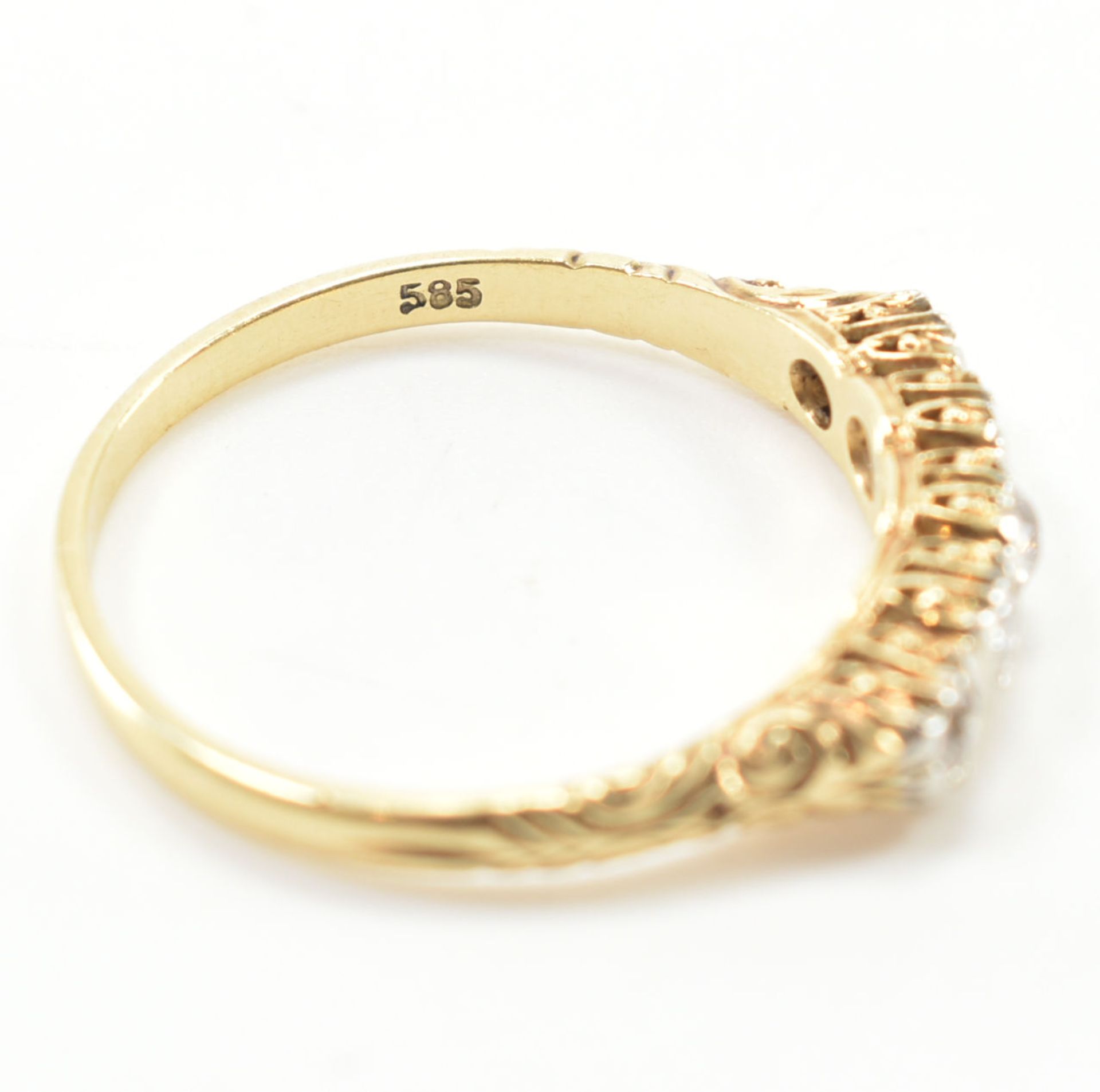 GOLD & DIAMOND FIVE STONE RING - Bild 6 aus 7